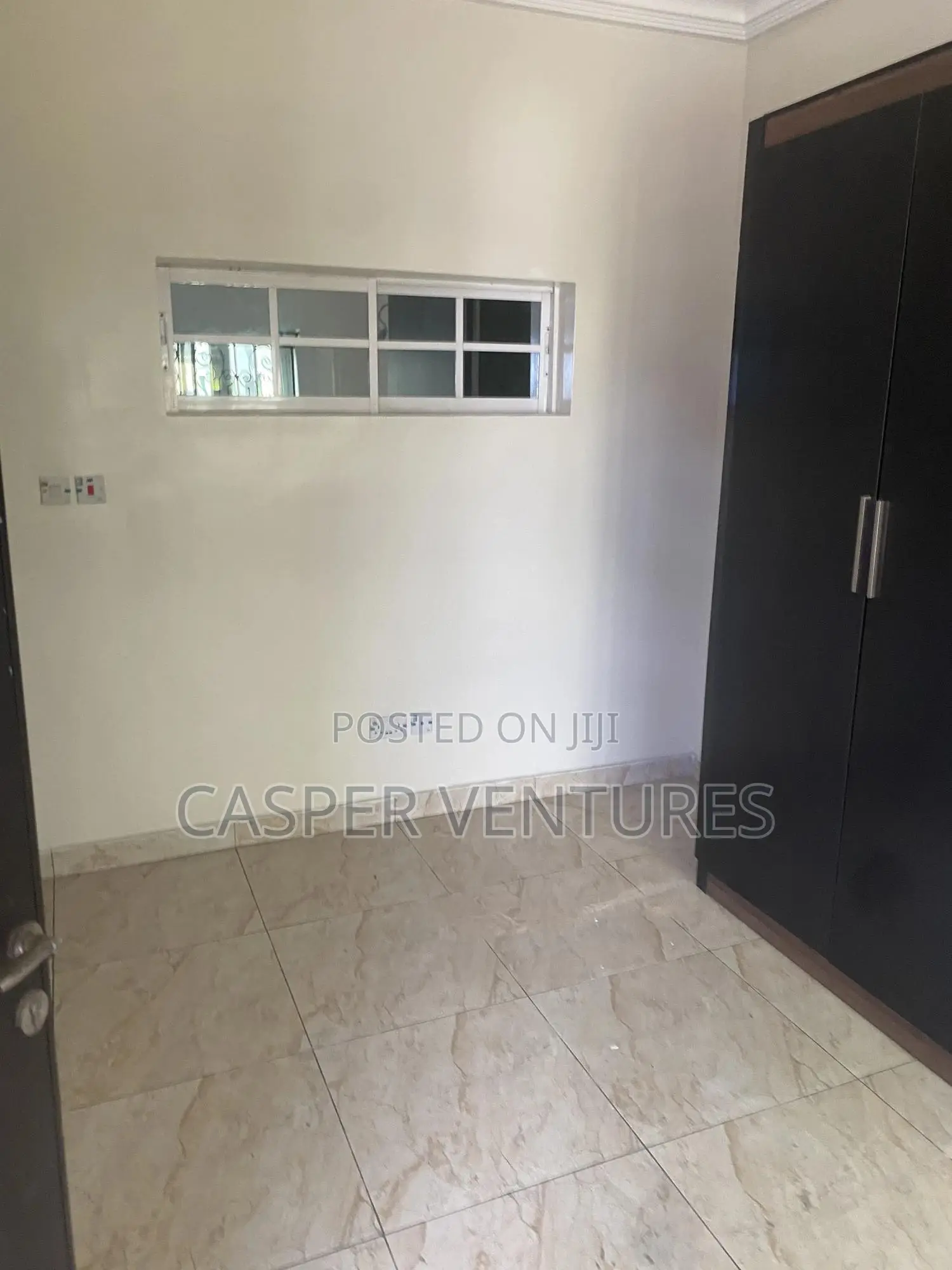 1bdrm Shared Apartment in Lekki Gardens,, Chevron for rent