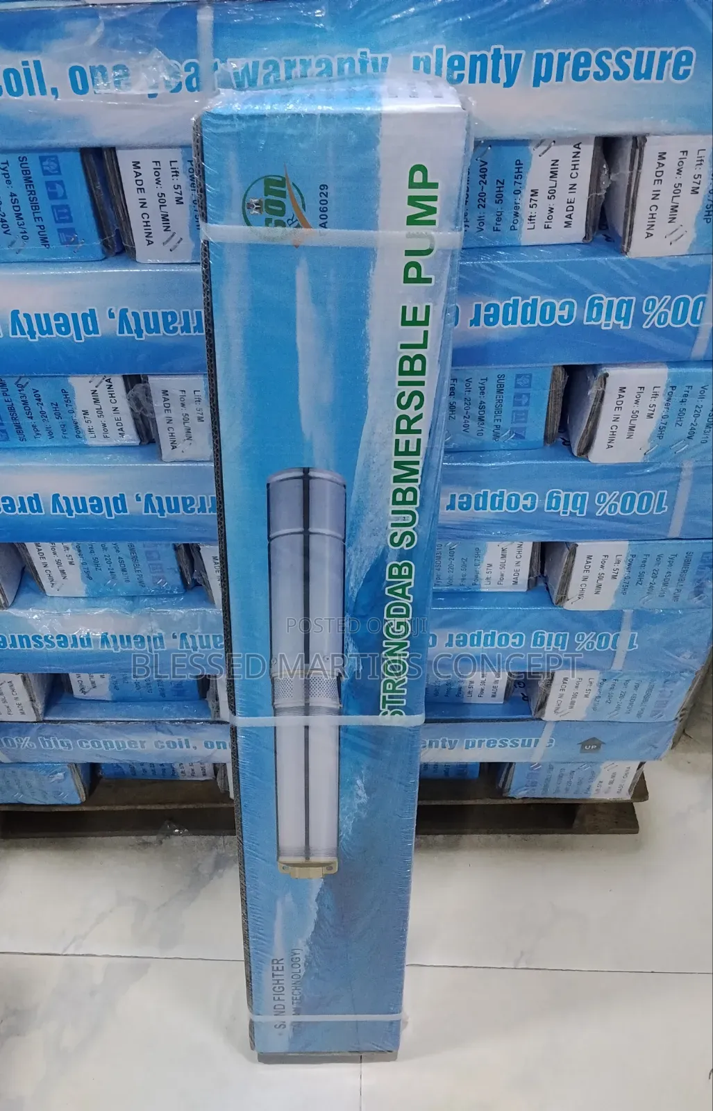 1Hp Strongdab Submersible Water Pumping Machine. 100% Big Copper Coil