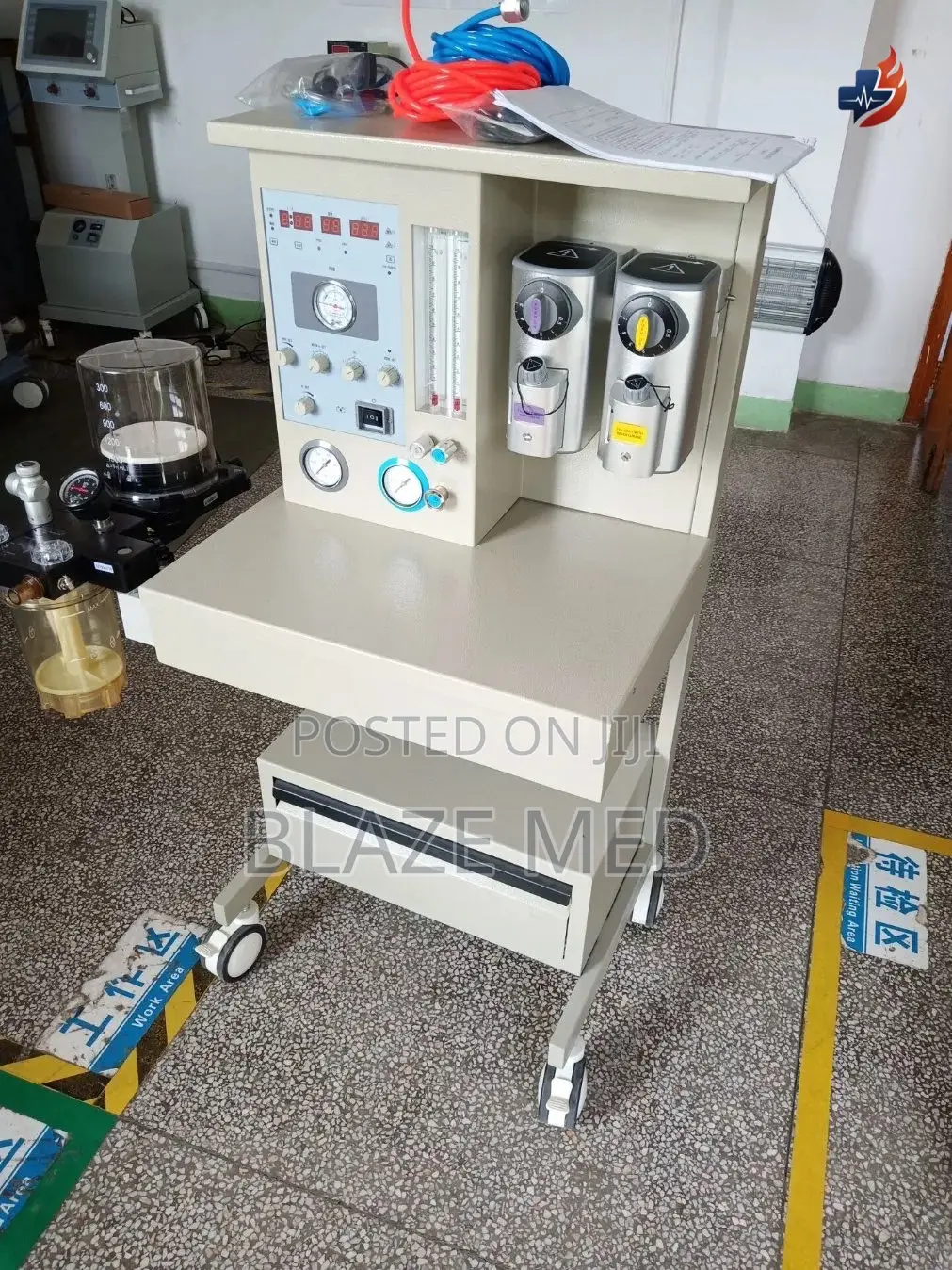 Multifunctional Anesthesia Machine (Double Vaporizer)