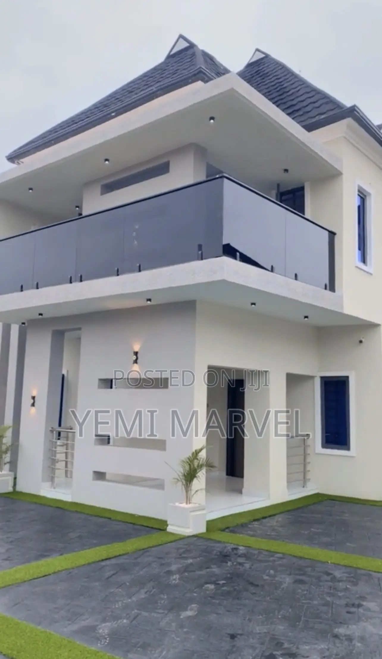 5bdrm Duplex in Oluyole Estate for sale