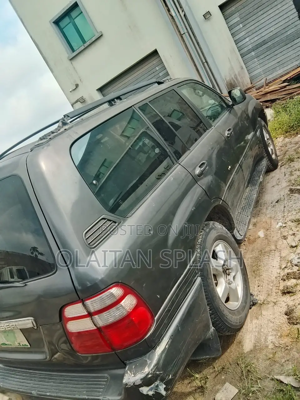 Toyota Land Cruiser 2004 Gray