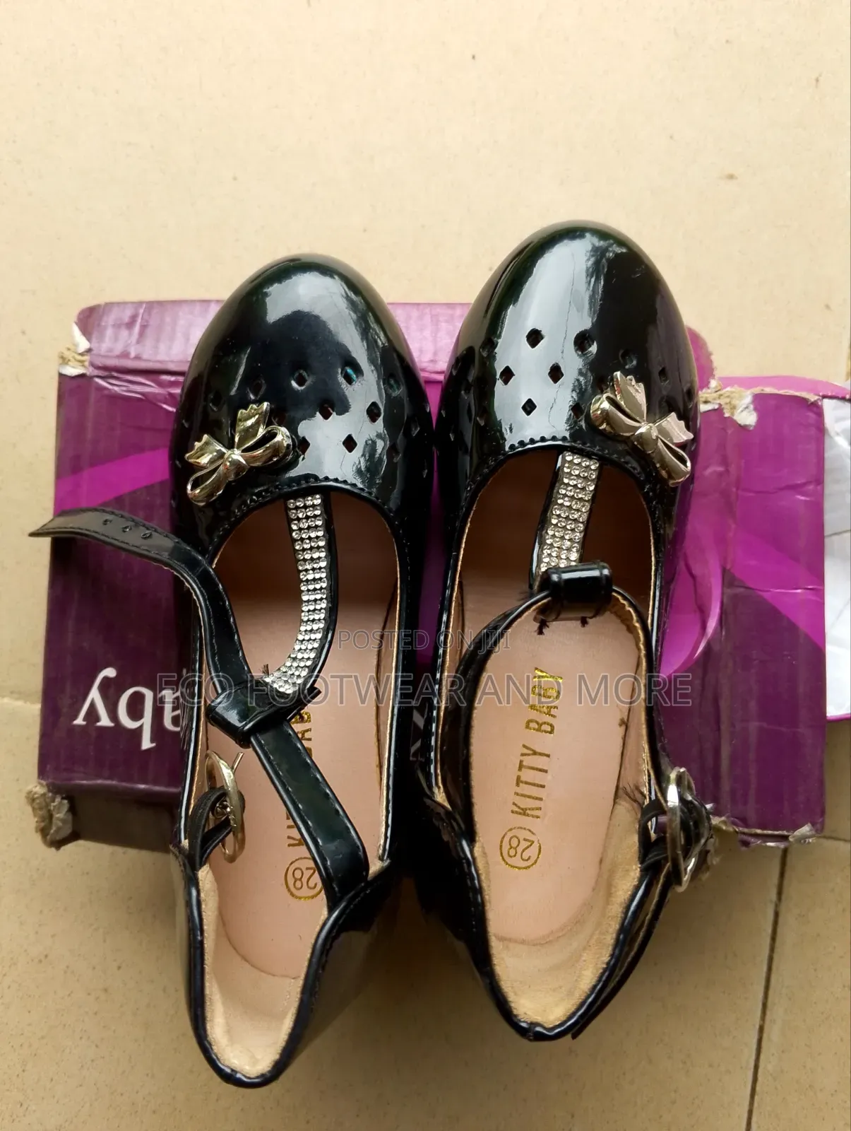 Baby Girl Leather Low-Heel Shoe
