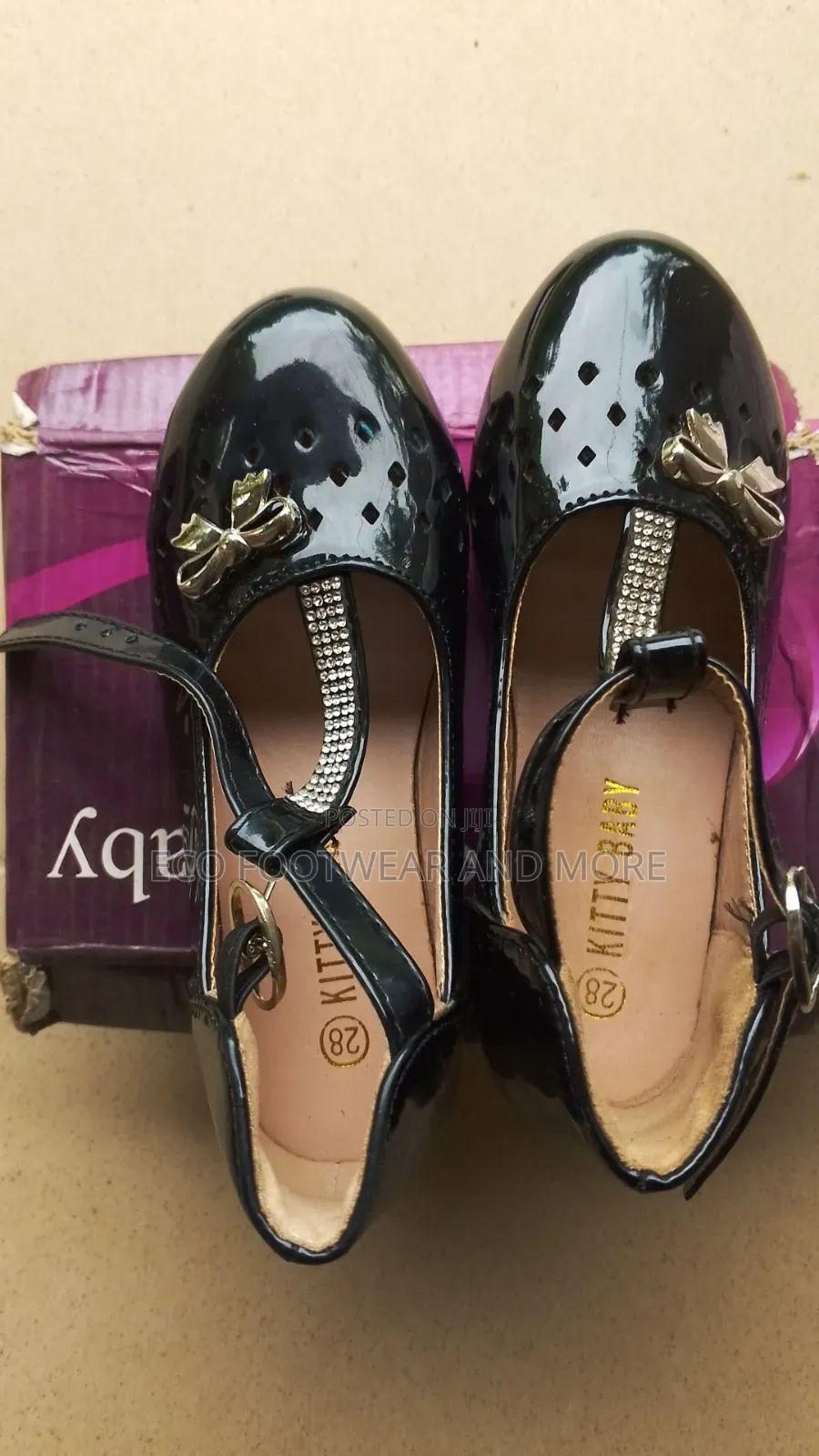 Baby Girl Leather Low-Heel Shoe