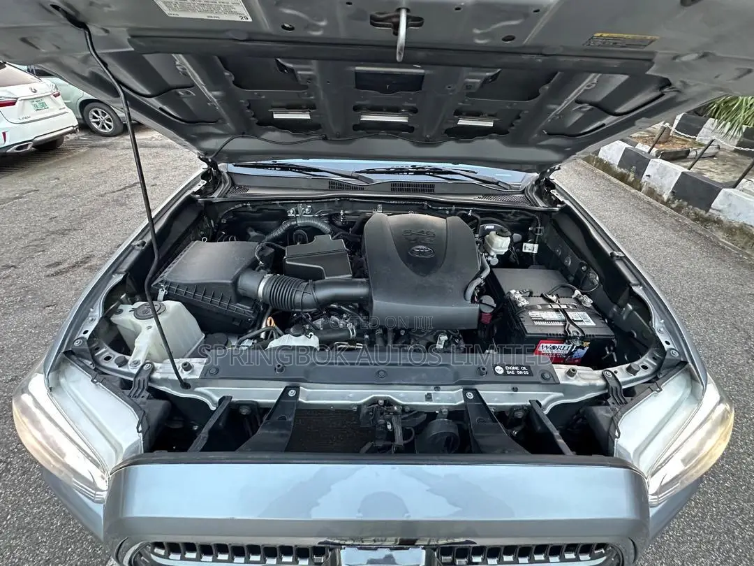 Toyota Tacoma TRD Sport 2017 Silver