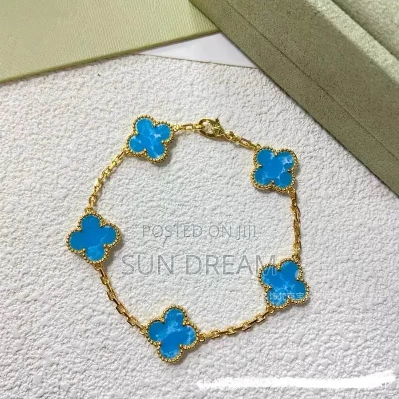 Woman Gold Quality VCA Bracelet Girlfriend Gift