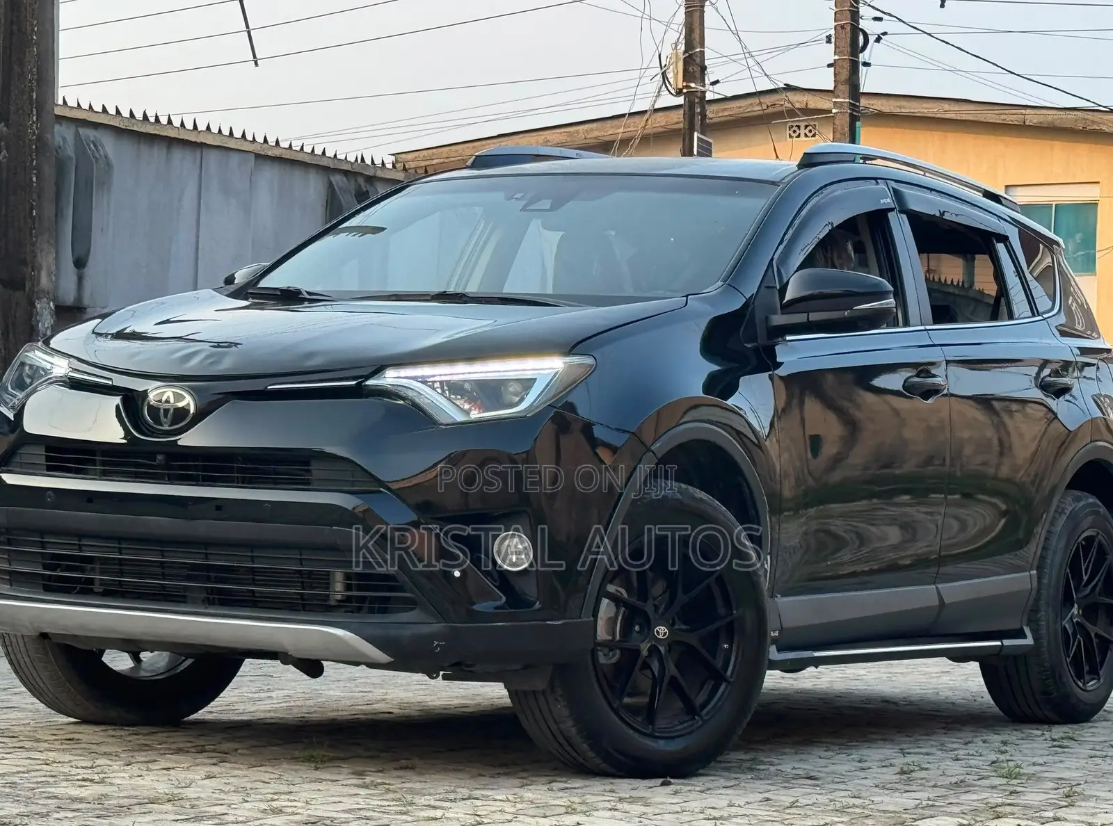 Toyota RAV4 Limited AWD (2.5L 4cyl 6A) 2017 Black