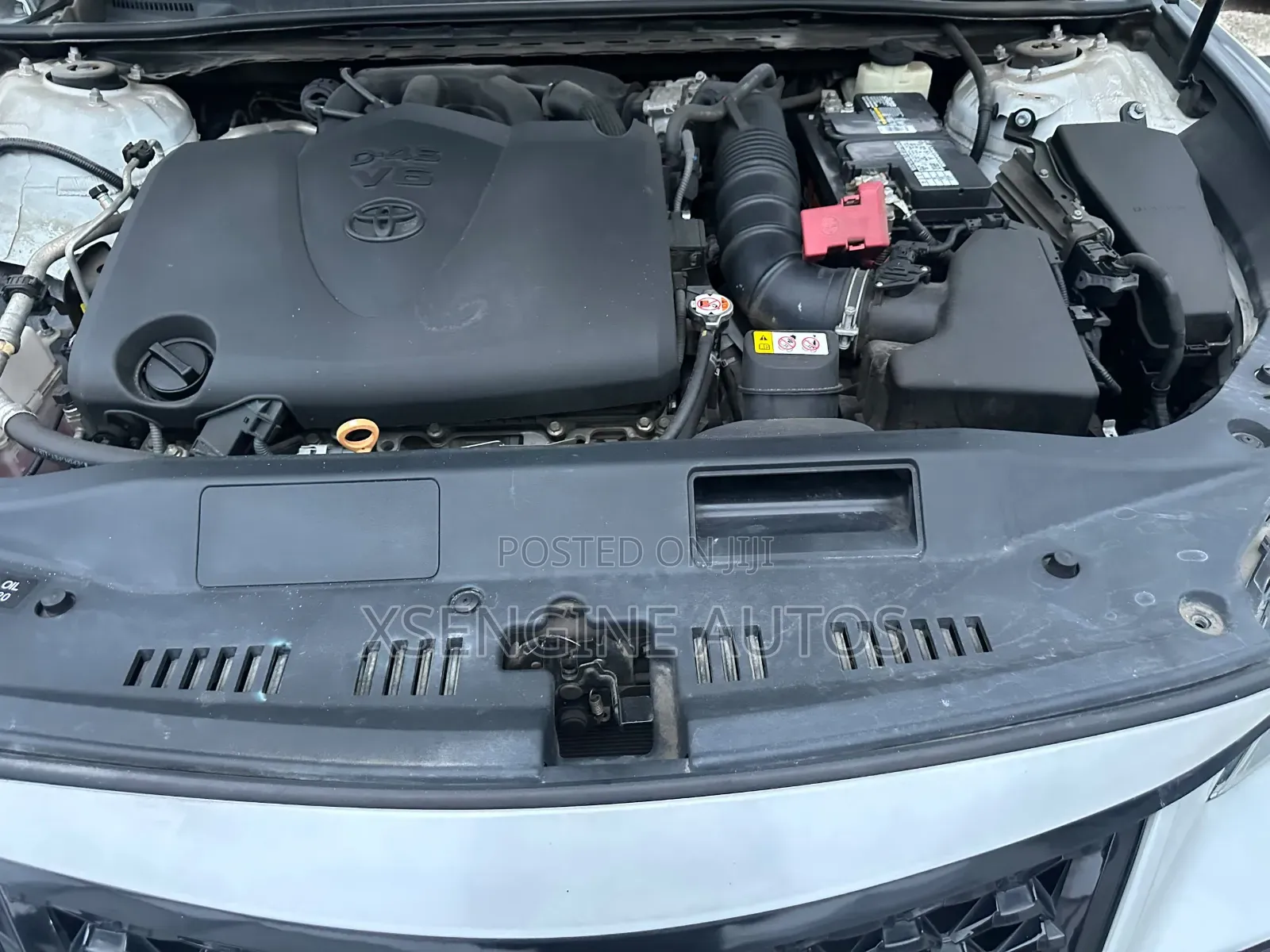 Toyota Avalon 2019 White