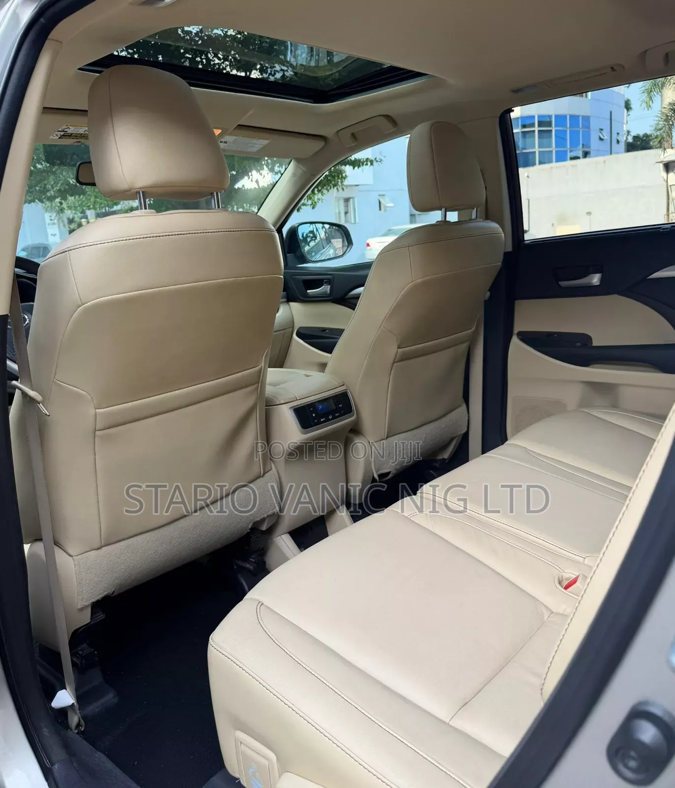 Toyota Highlander 2016 Gold