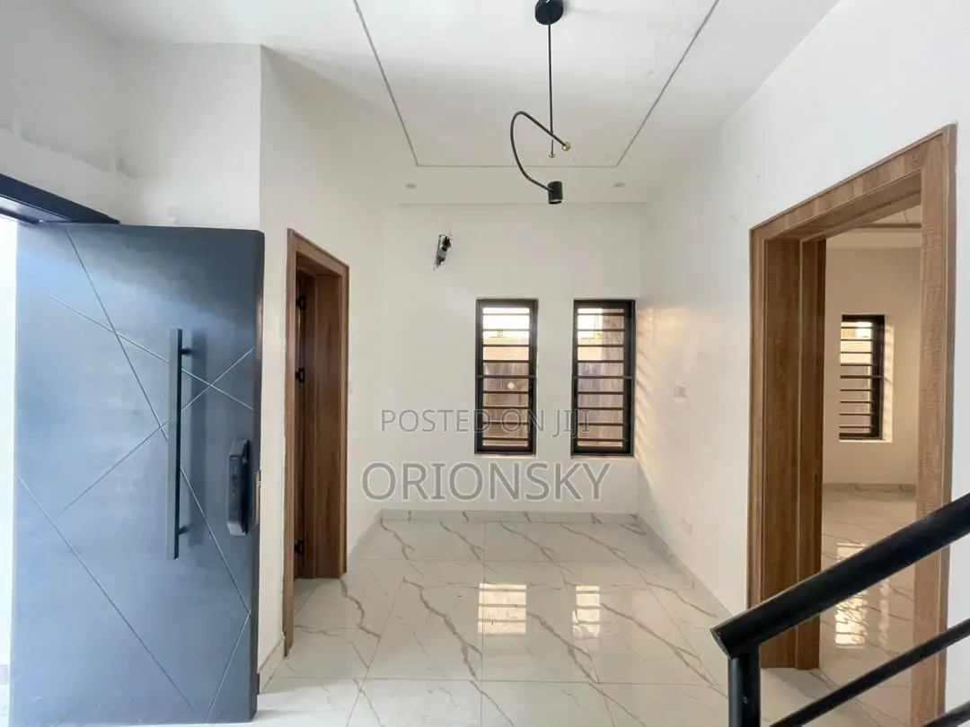 4bdrm Duplex in Ogudu GRA for sale