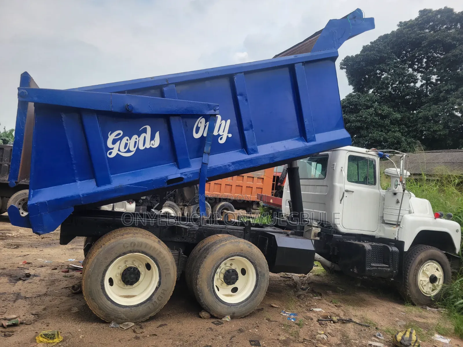 Mack R Model Tipper