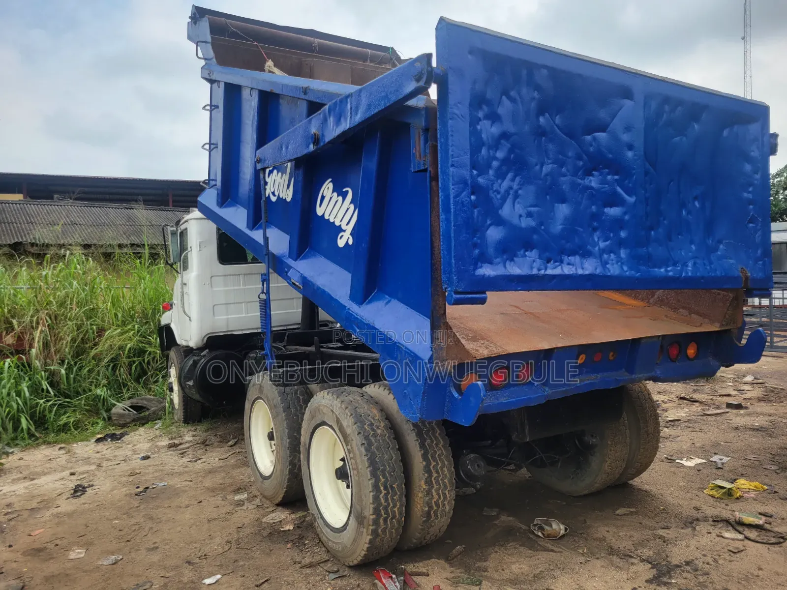 Mack R Model Tipper