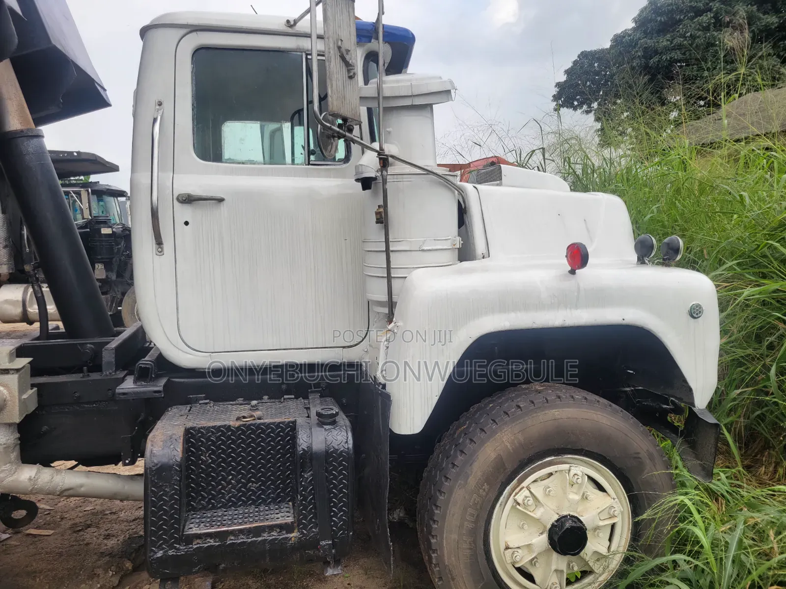 Mack R Model Tipper