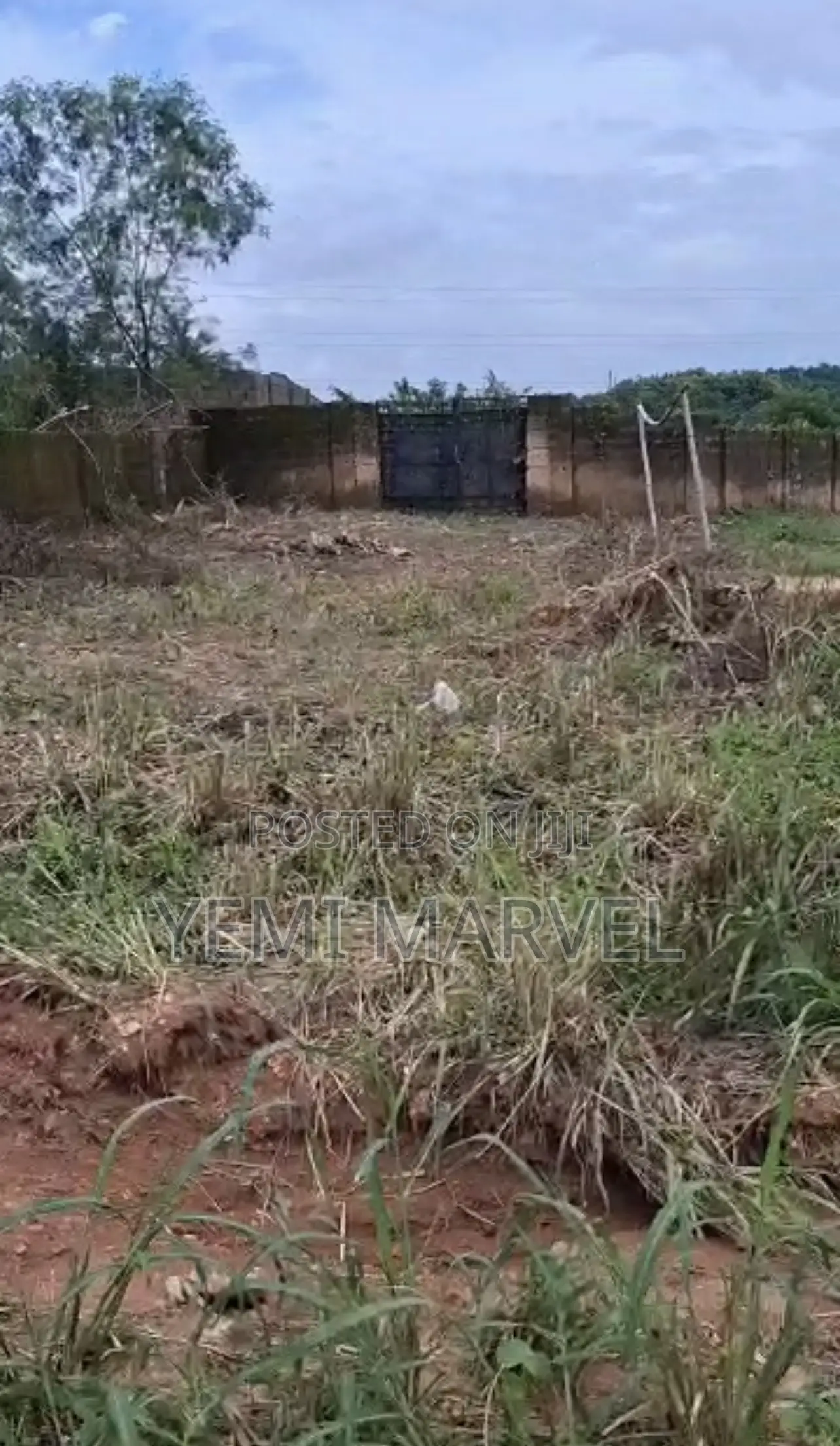 Fenced 893sqm Land at Idi-Ishin Main Jericho, Ibadan With Extra 130sqm