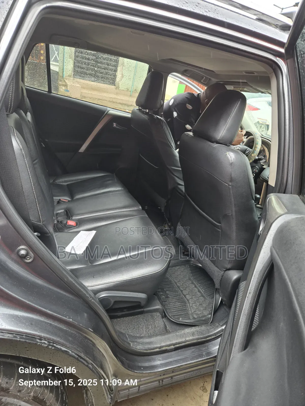 Toyota RAV4 XLE 4dr SUV (2.5L 4cyl 6A) 2014 Gray