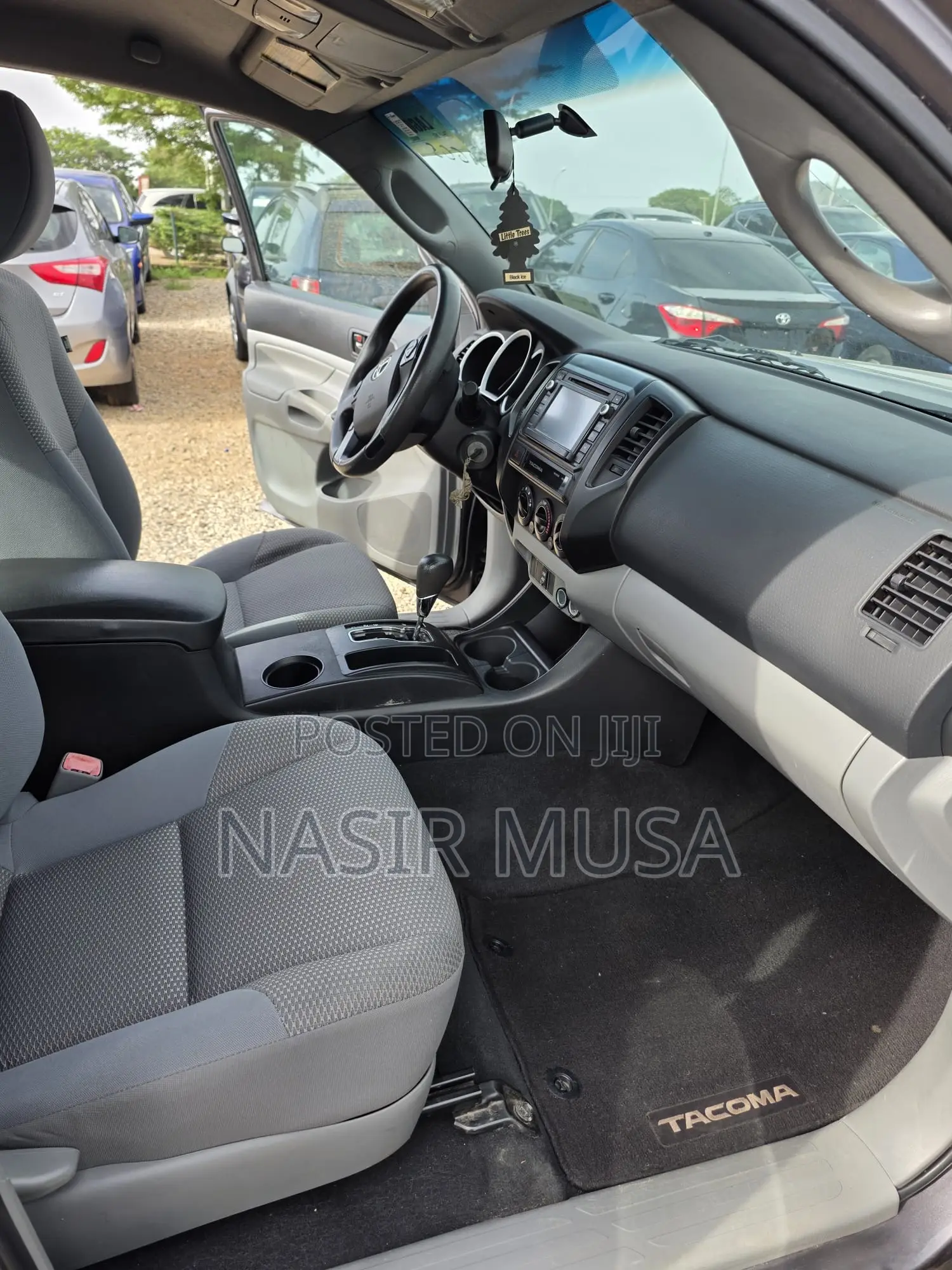 Toyota Tacoma 2015 Gray