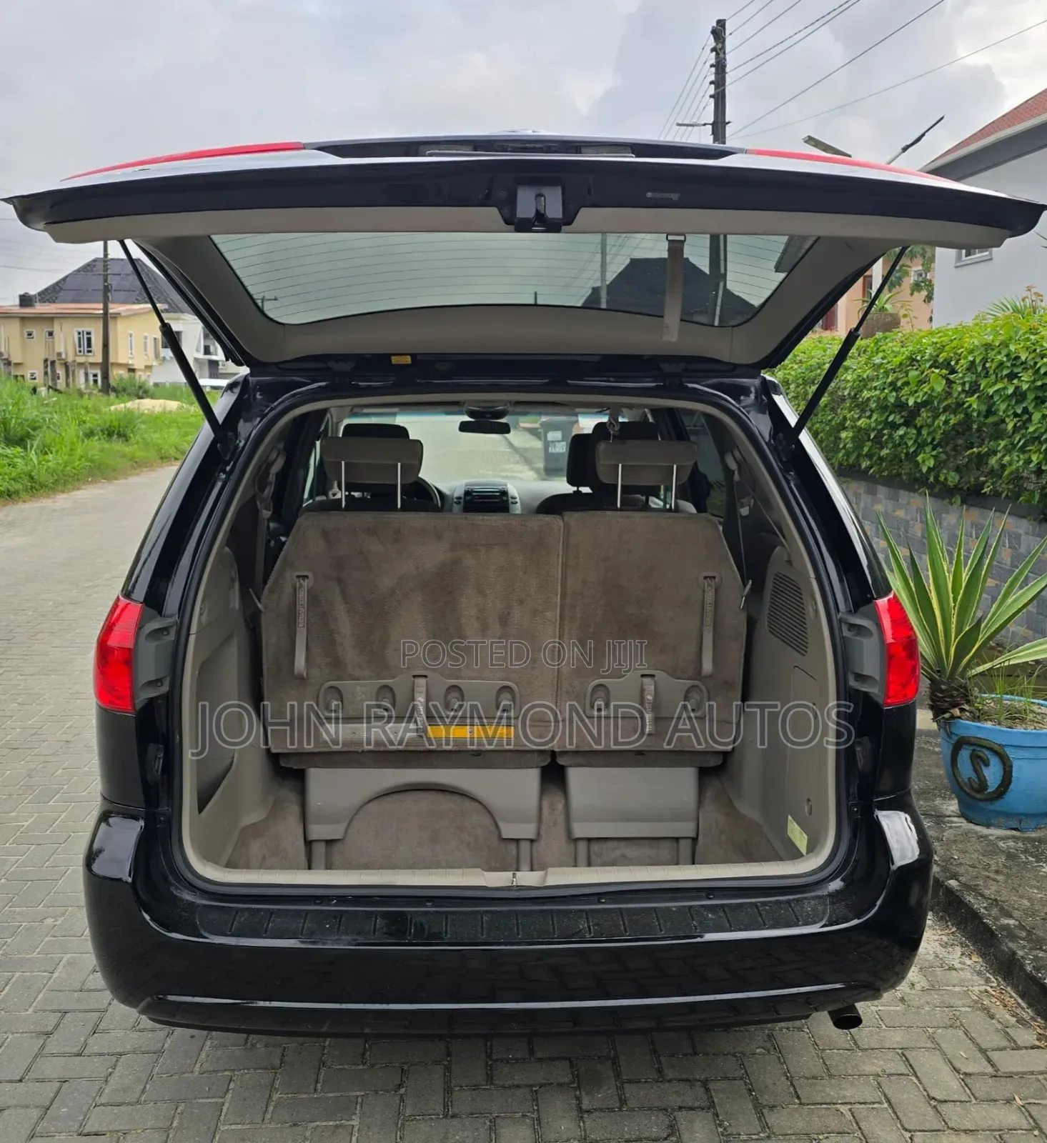 Toyota Sienna 2009 Black