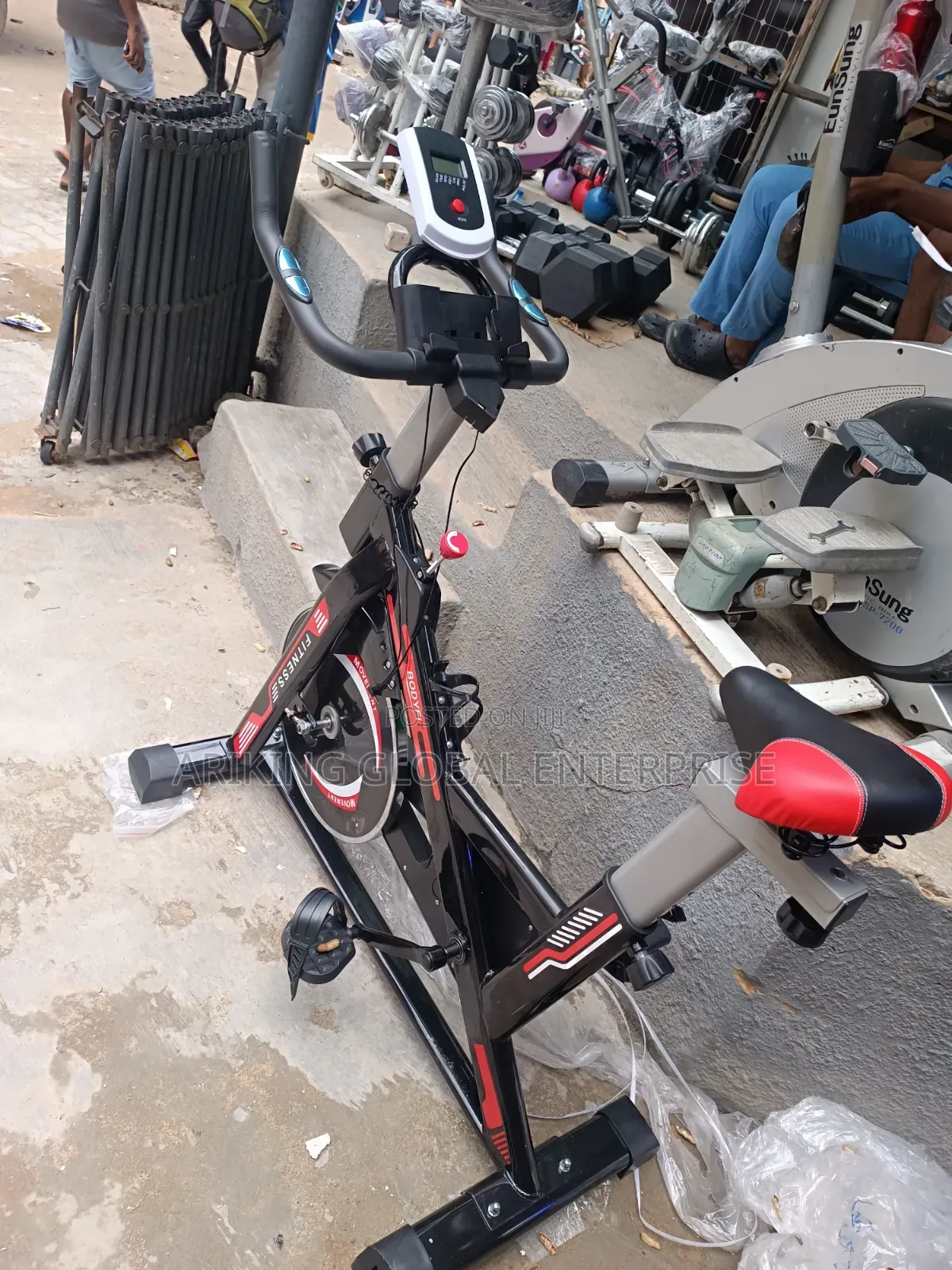 Home Gym Spin Bike With Smooth Flywheel