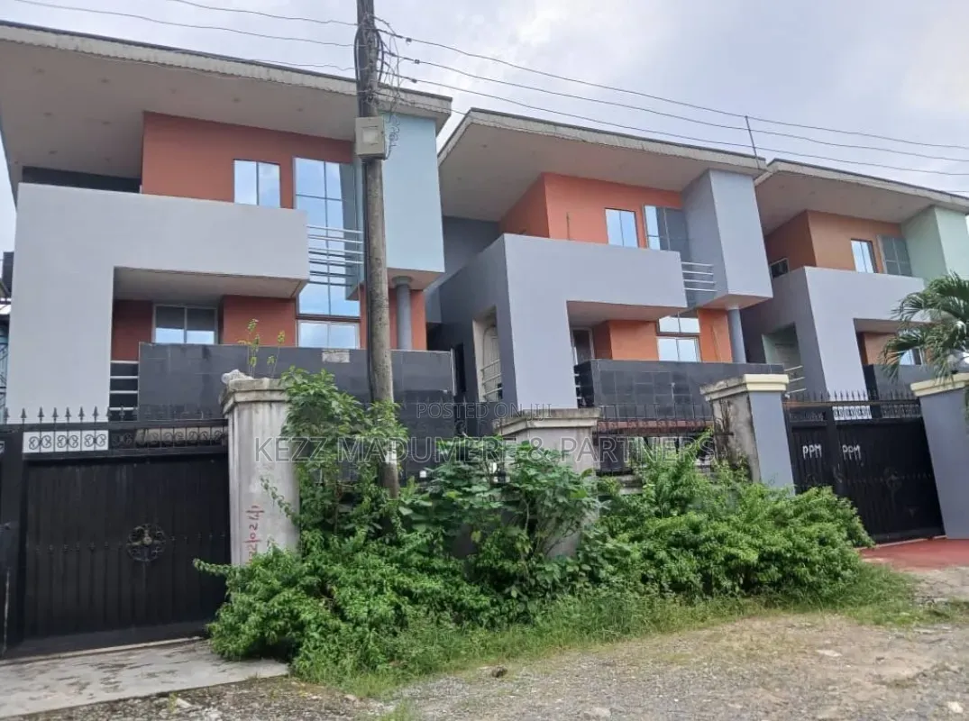 12bdrm Duplex in New Gra , Port for rent