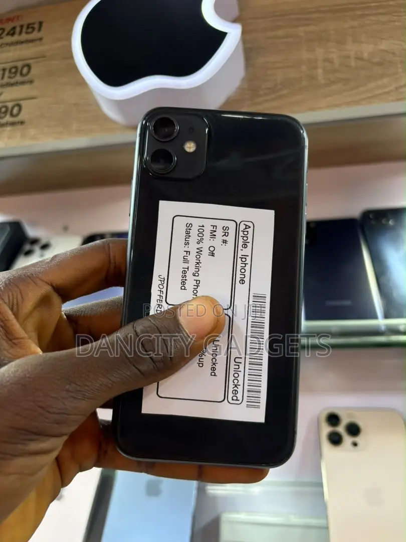 Apple iPhone 11 64 GB Black