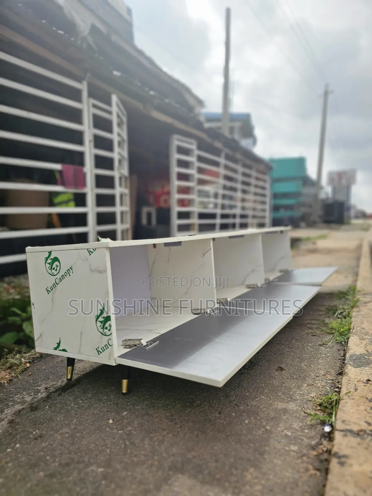 6ft TV Stand/Shelf