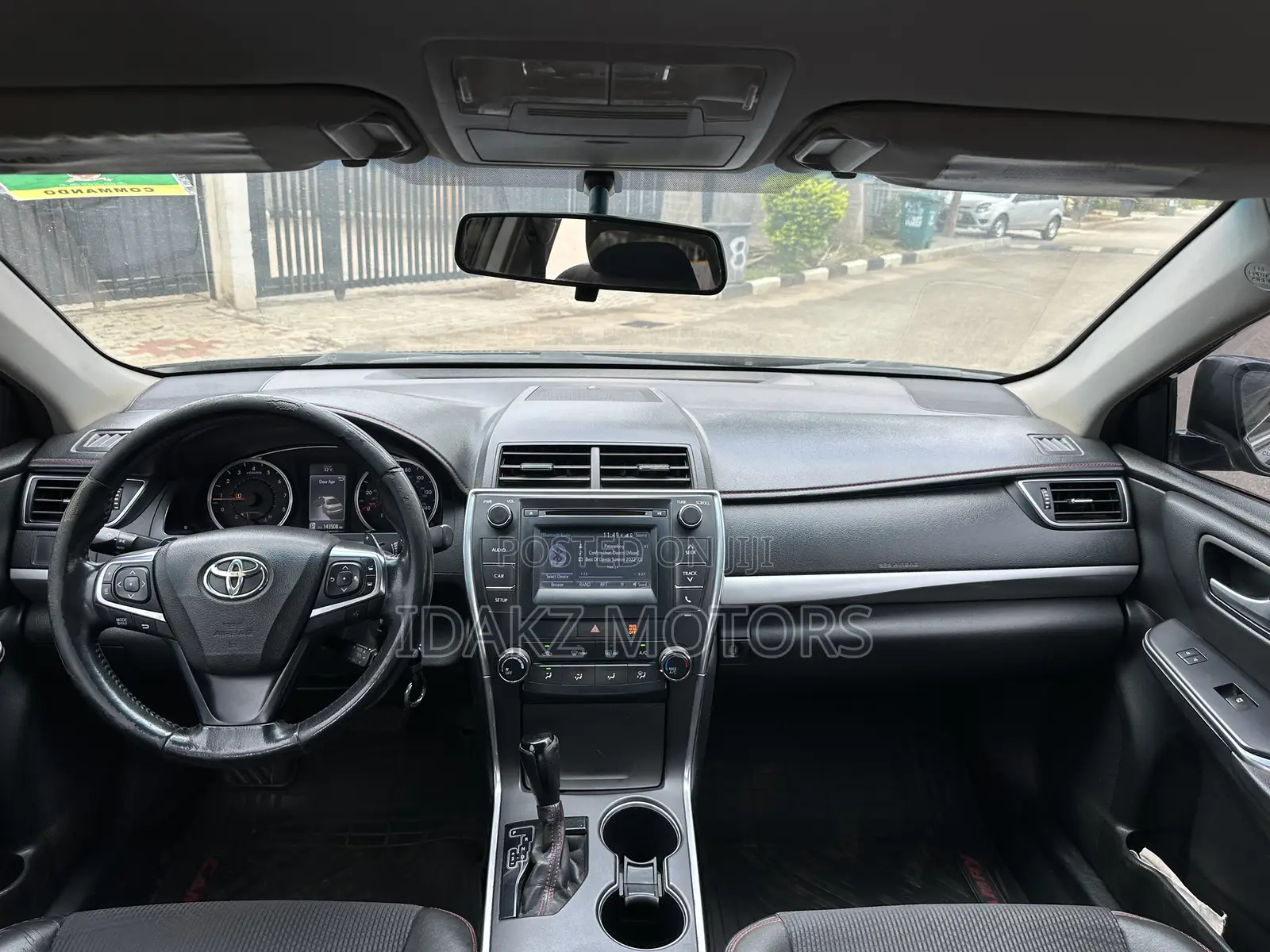 Toyota Camry SE w/Special Edition Pkg (2.5L 4cyl 6A) 2016 Black