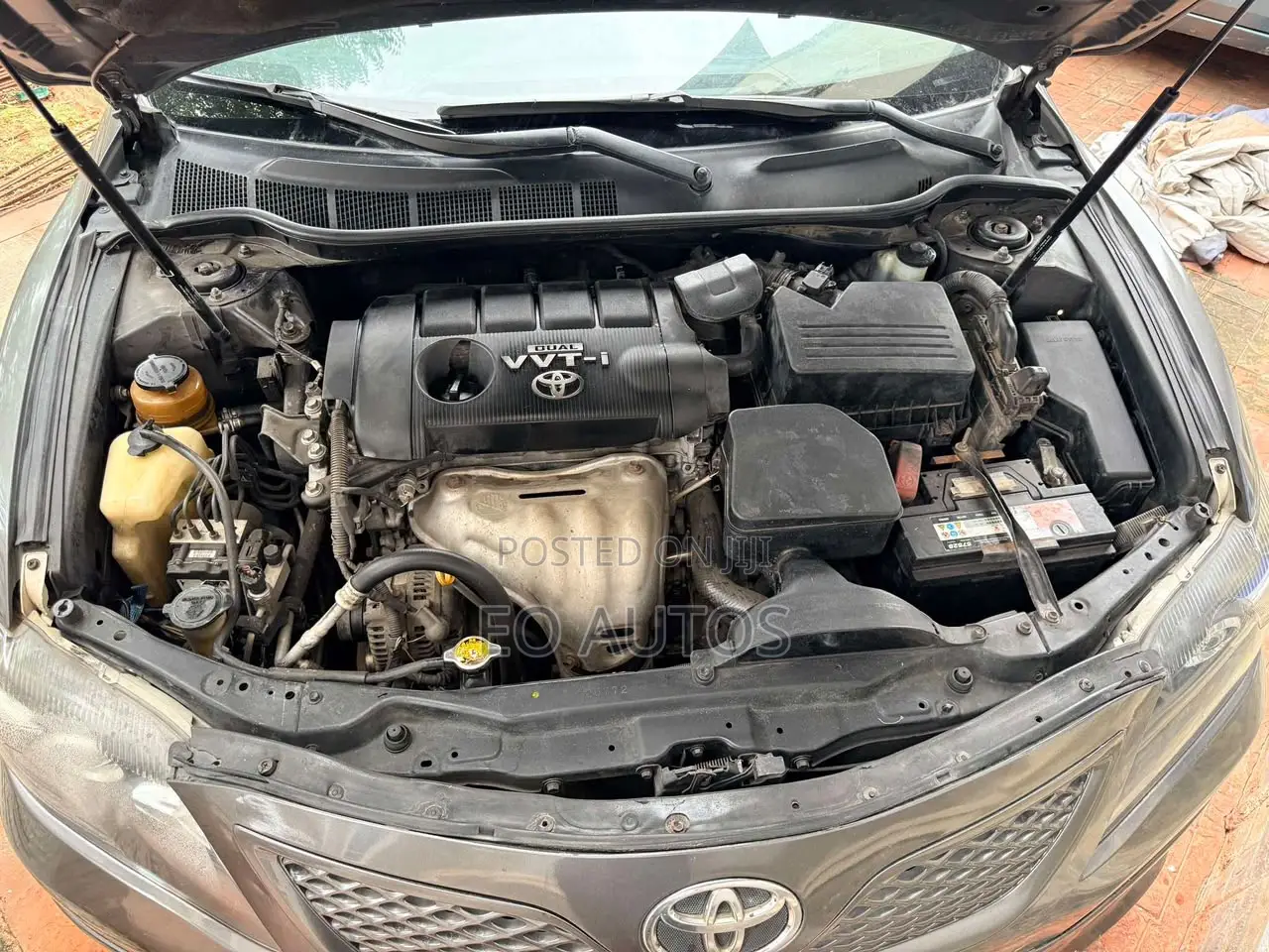 Toyota Camry SE 4dr Sedan (2.5L 4cyl 6AM) 2010 Gray