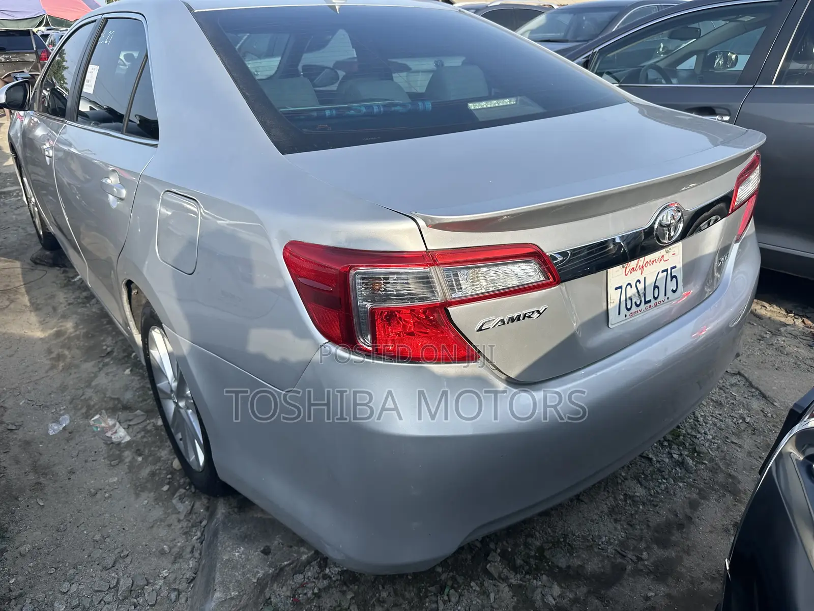 Toyota Camry XLE 4dr Sedan (2.5L 4cyl 6A) 2014 Silver