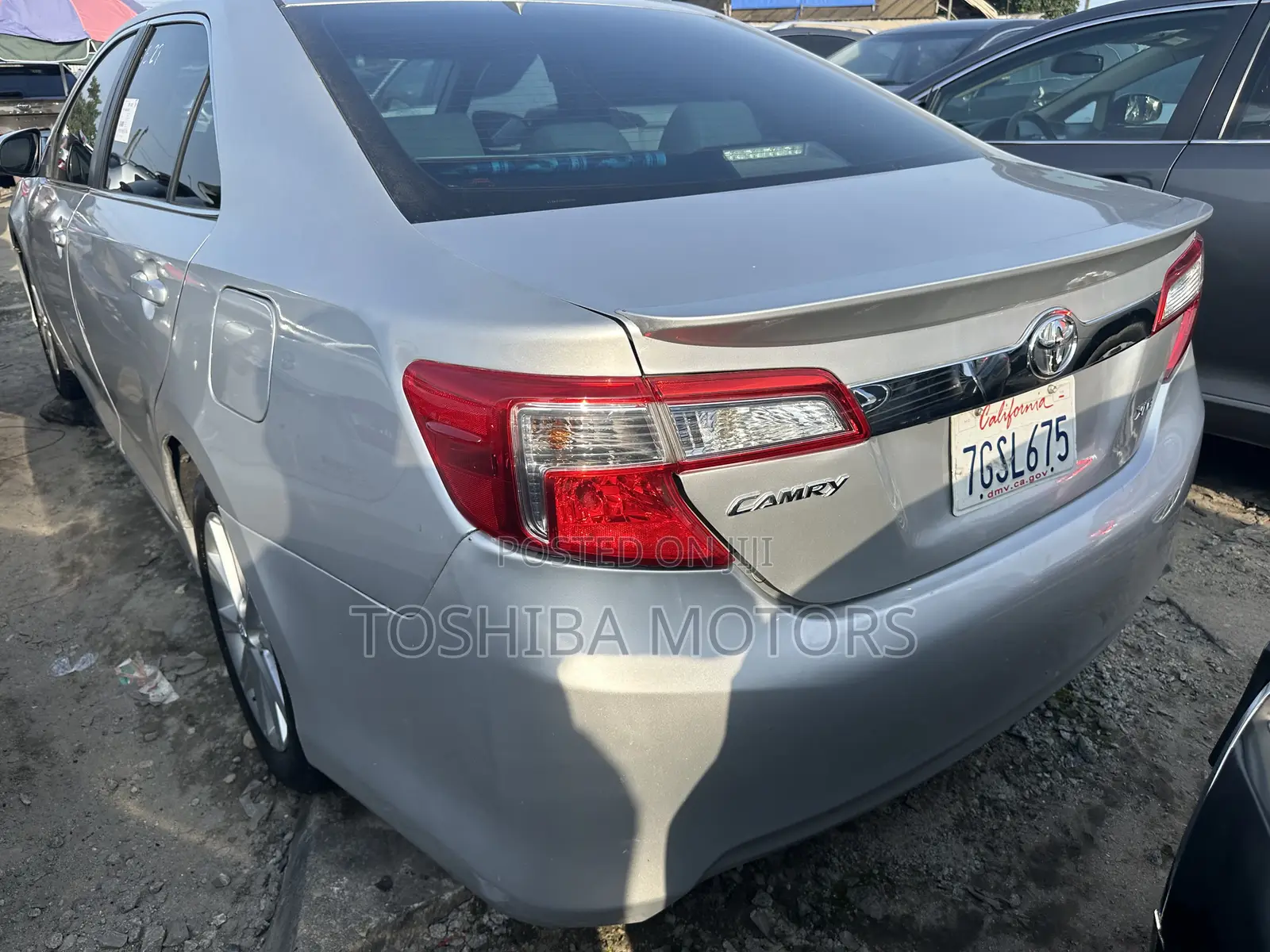 Toyota Camry XLE 4dr Sedan (2.5L 4cyl 6A) 2014 Silver