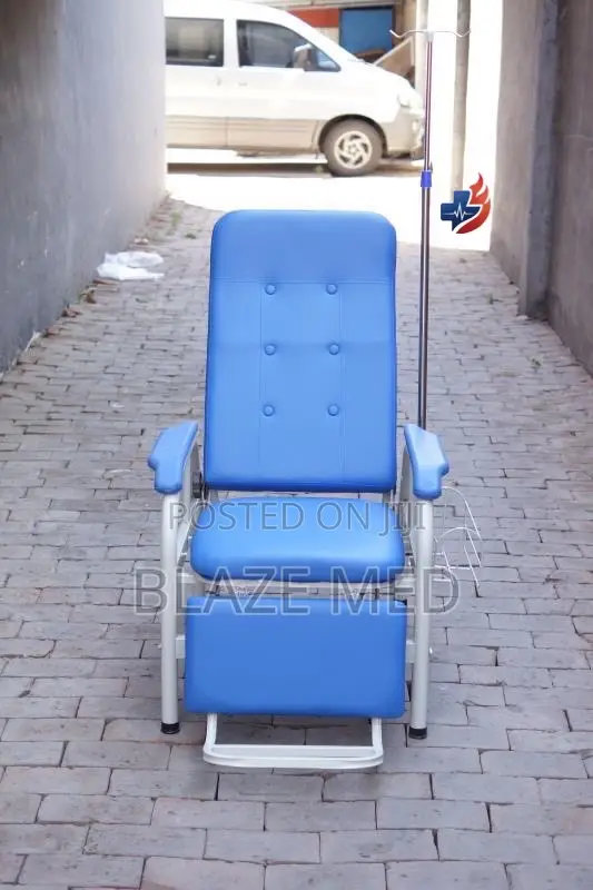 Medical-Grade Blood Donor Couch
