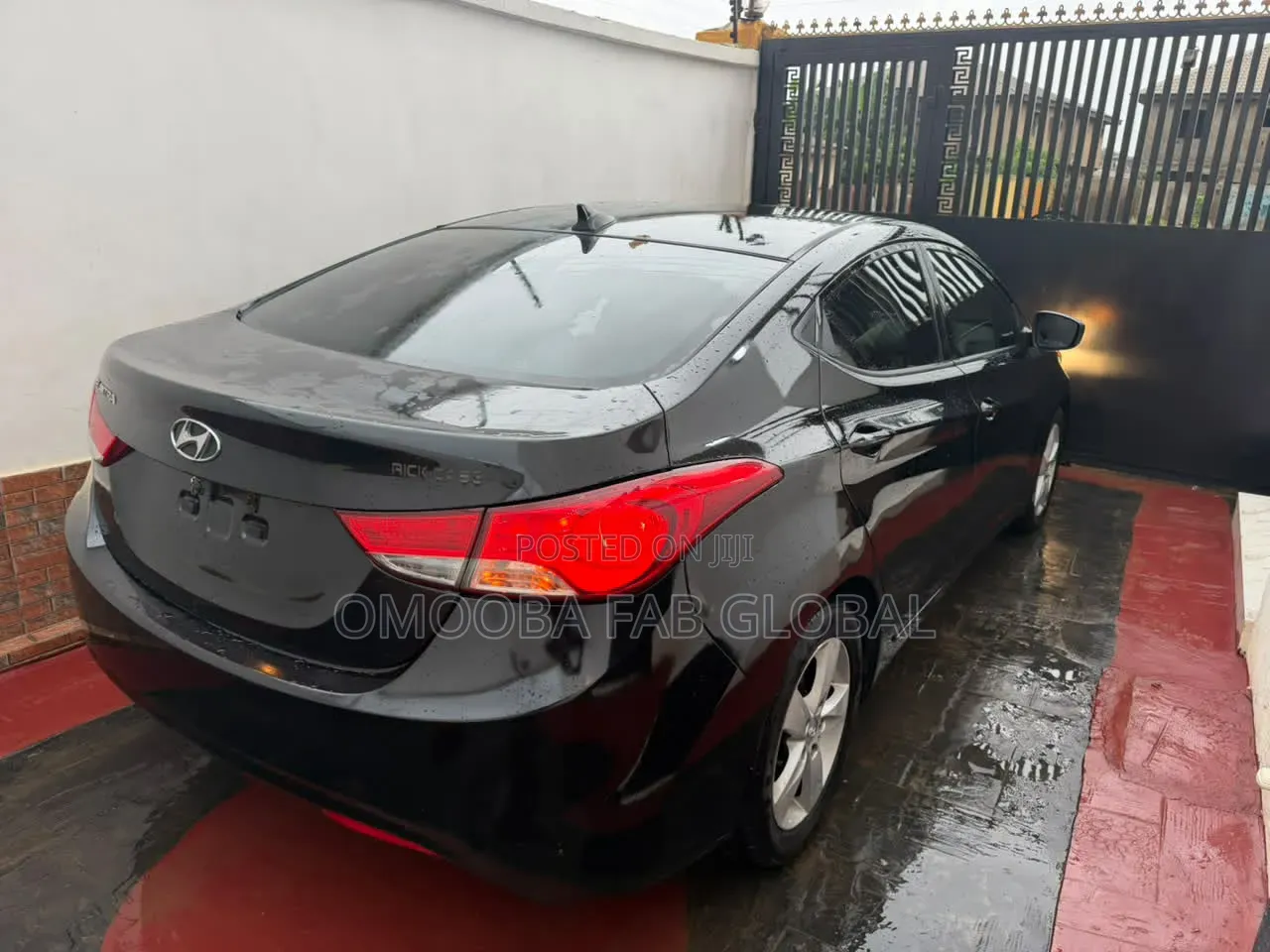 Hyundai Elantra 2012 Black