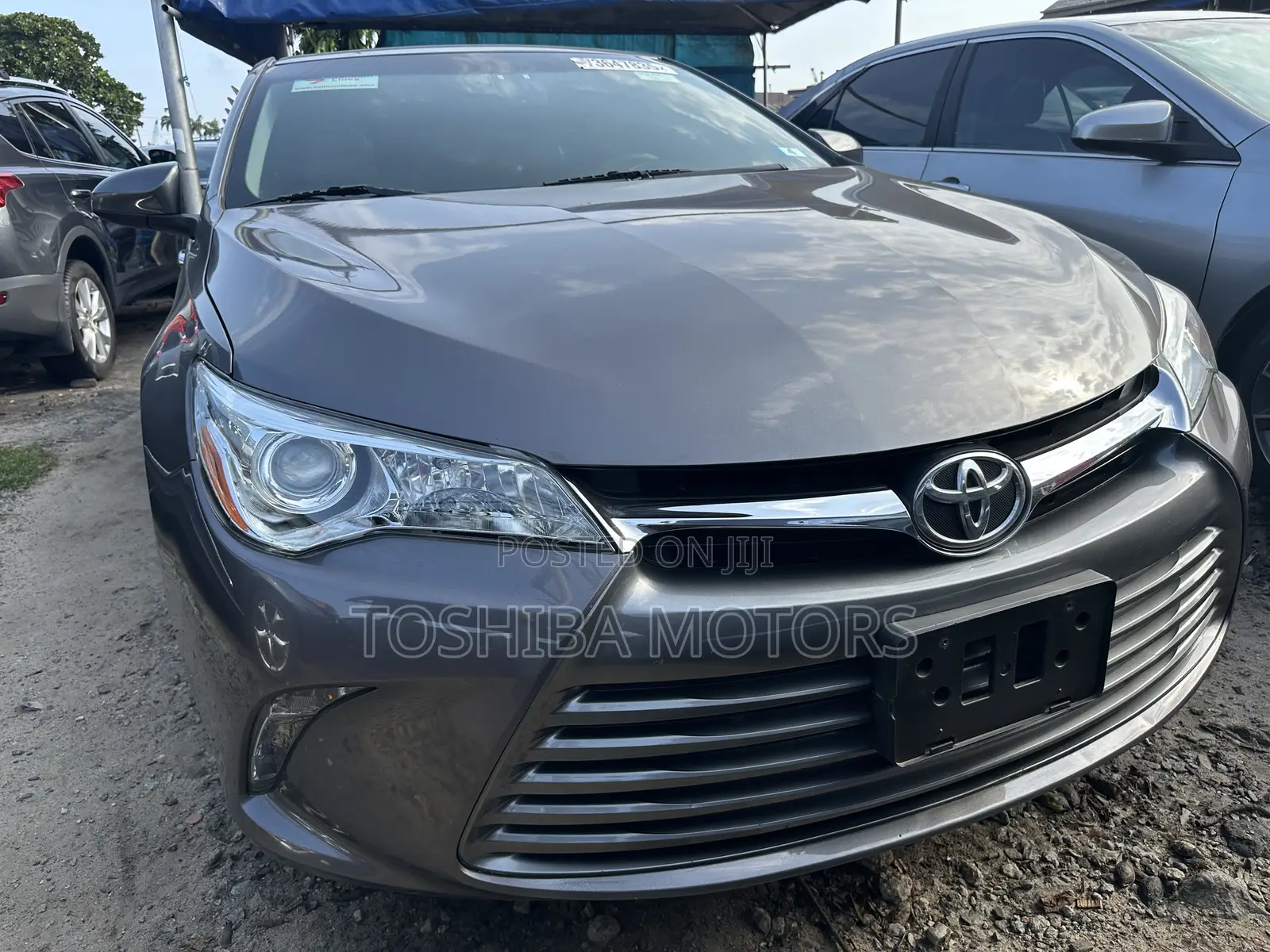 Toyota Camry XLE 4dr Sedan (2.5L 4cyl 6A) 2016 Gray