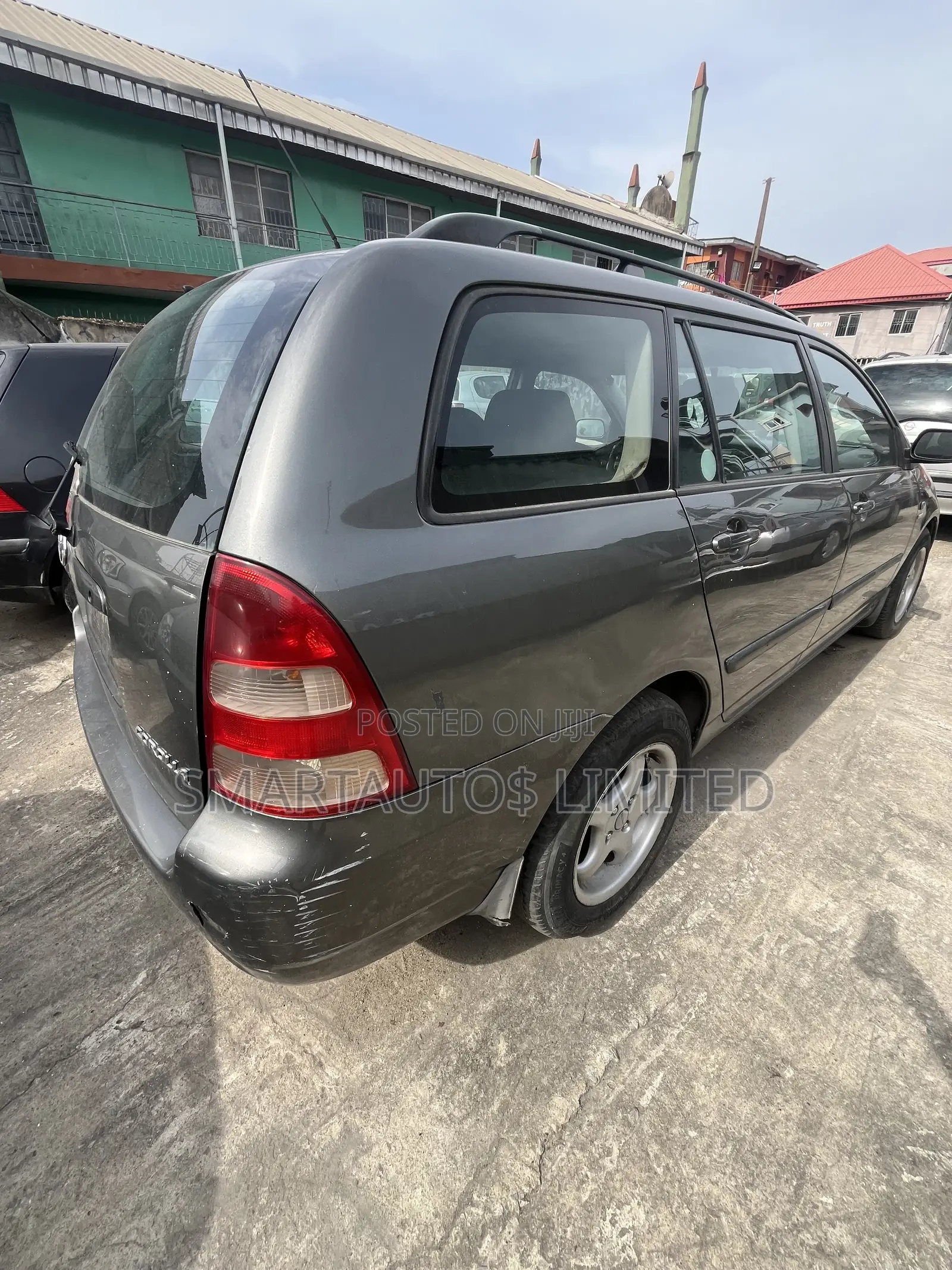 Toyota Corolla Liftback 2005 Gray
