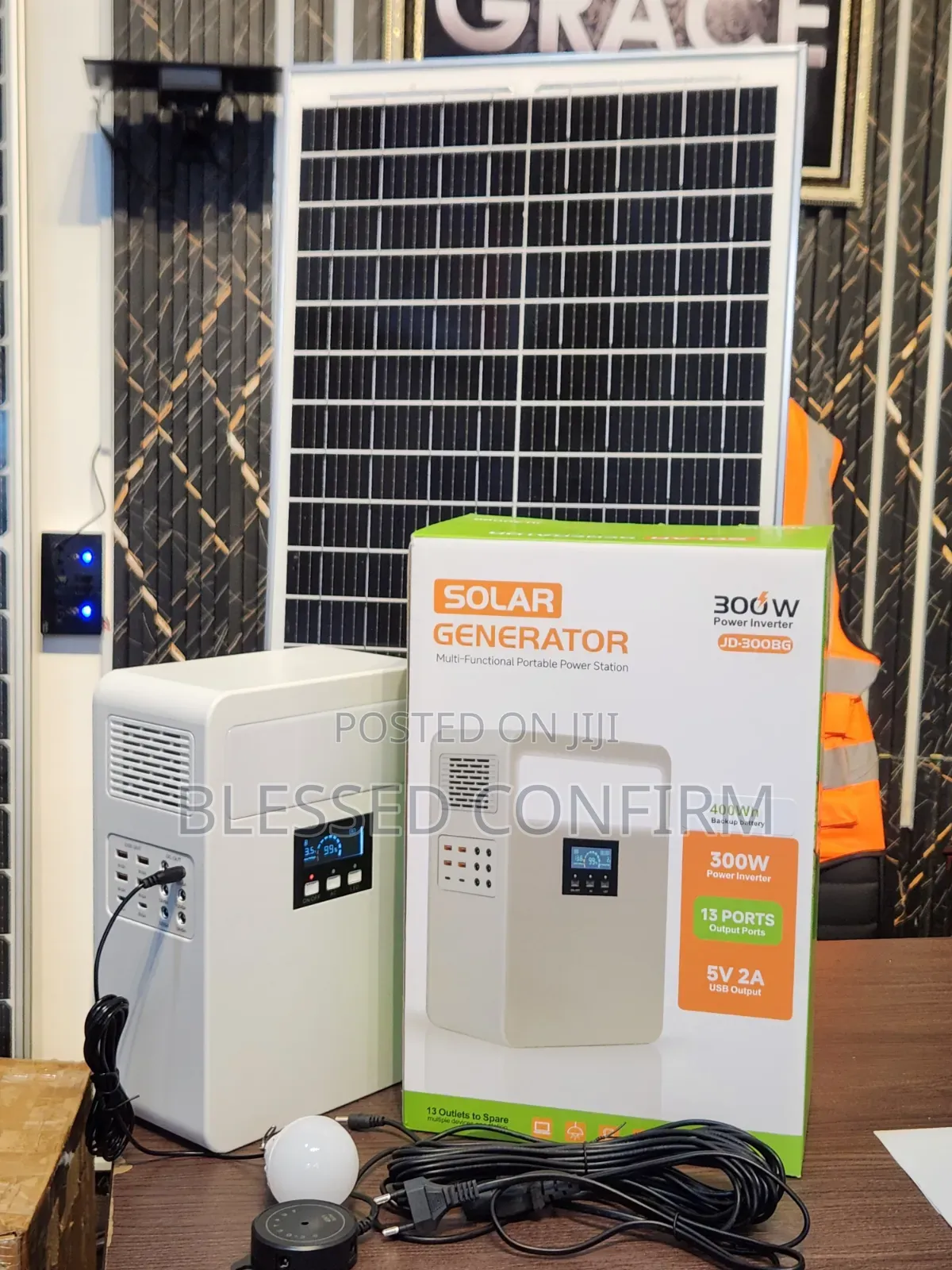 300W Solar Generator for TV, Fan Lighting With 50W Panel