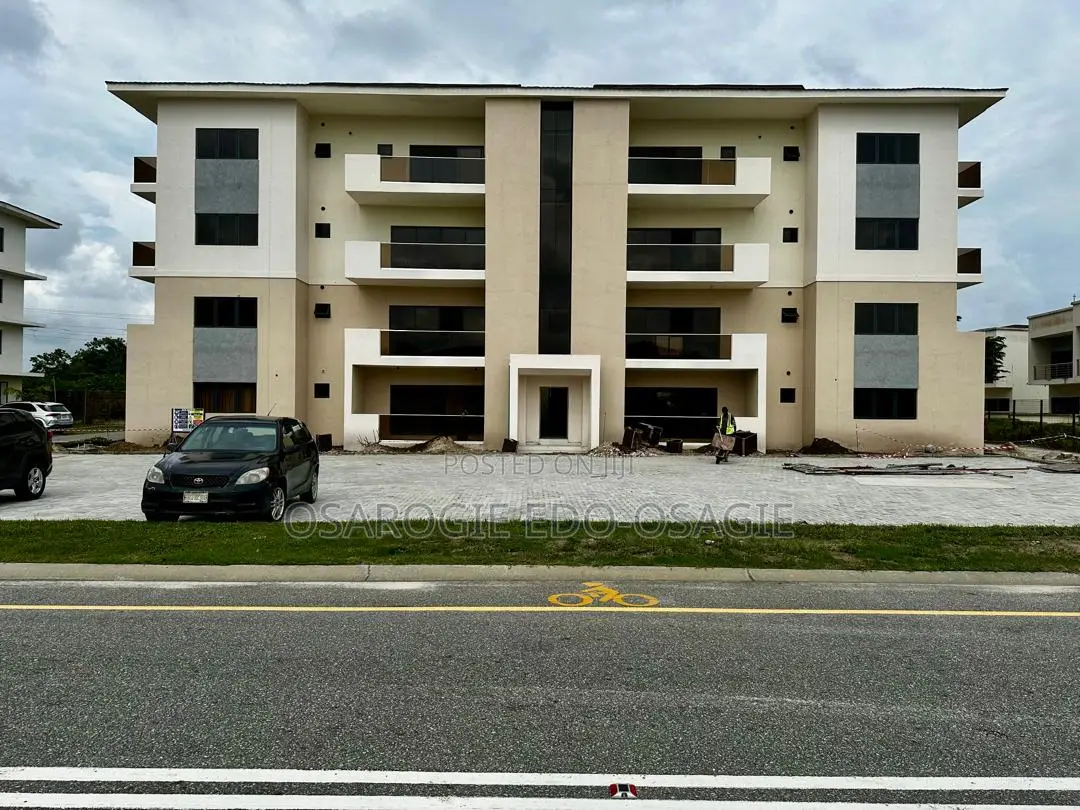 Furnished 2bdrm Maisonette in Lakowe Lakes Golf for sale