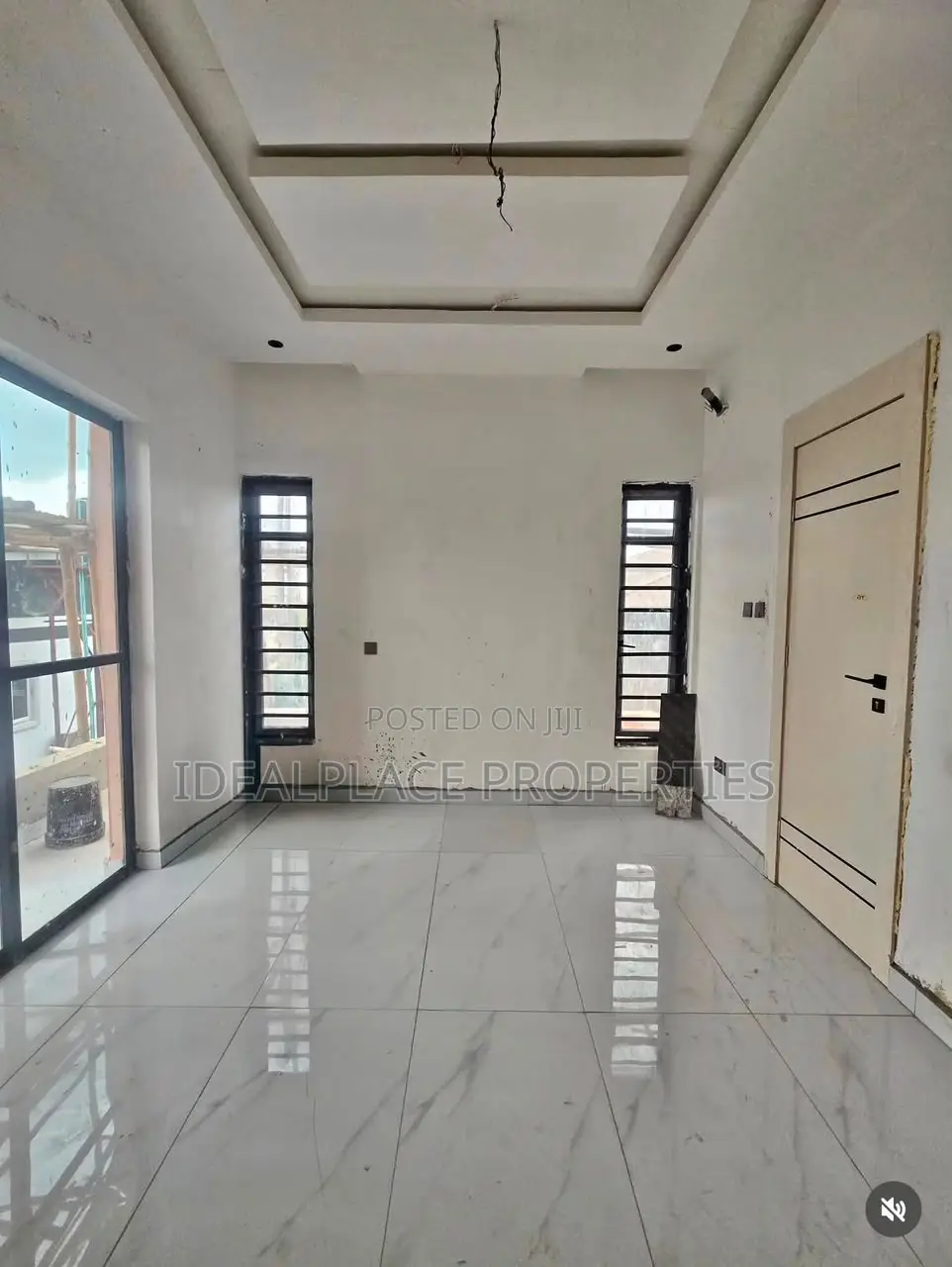 3bdrm Apartment in LSDPC Maryland Estate for sale