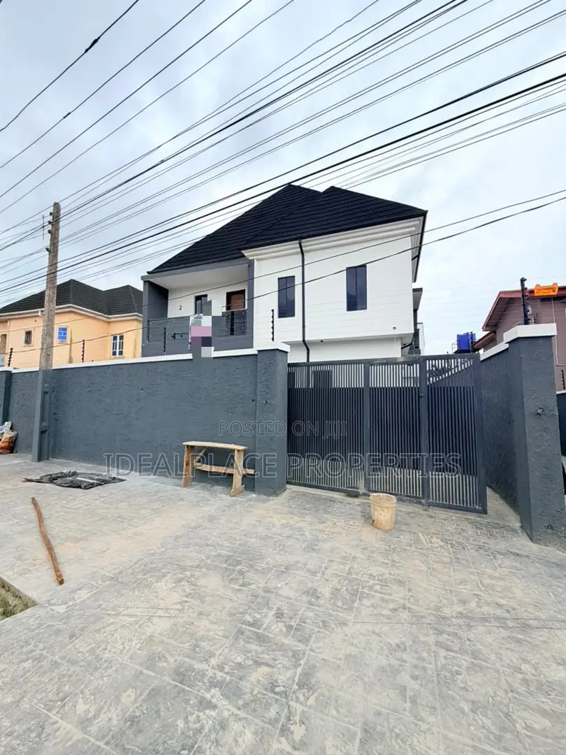 4bdrm Duplex in GRA Phase 1 for sale