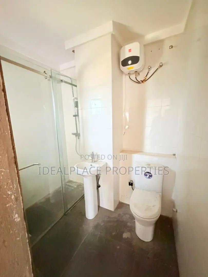 4bdrm Townhouse/Terrace in Ogudu GRA for sale