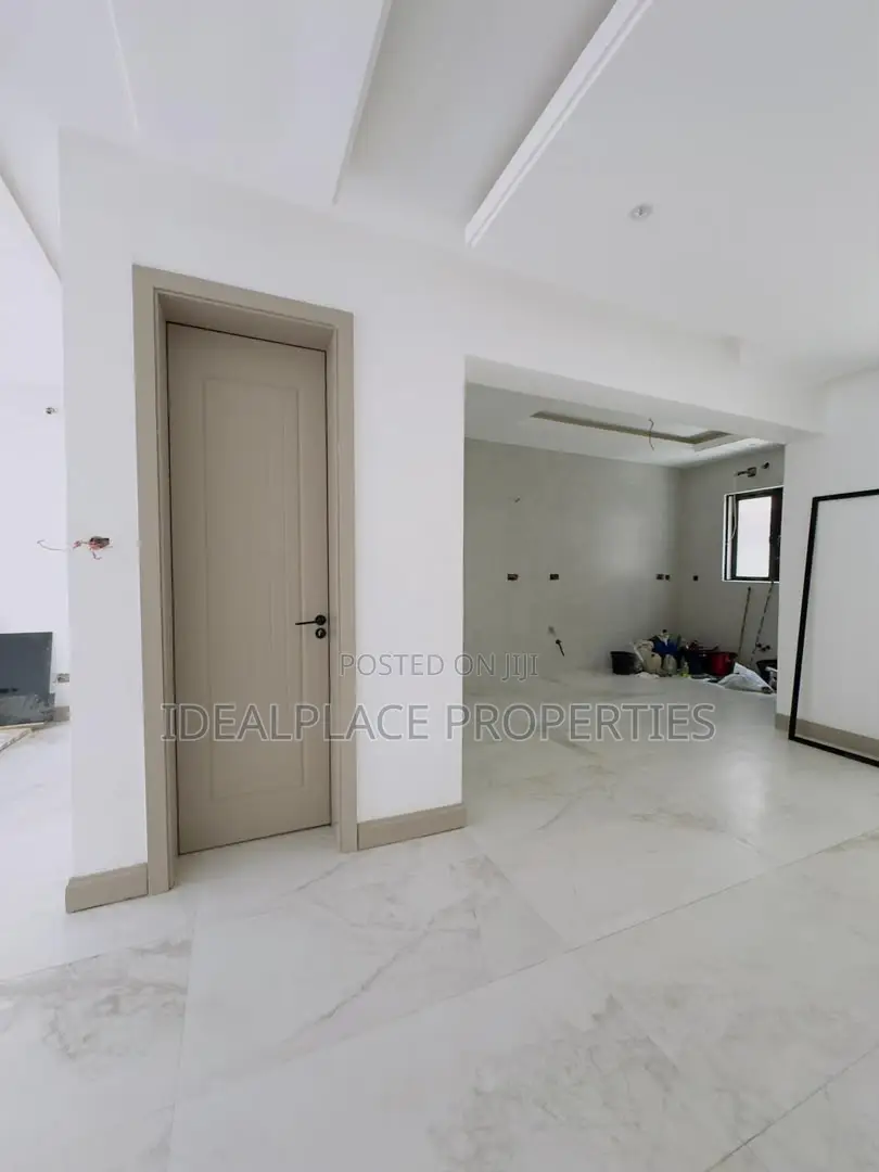 3bdrm Apartment in Allen Avenue for sale