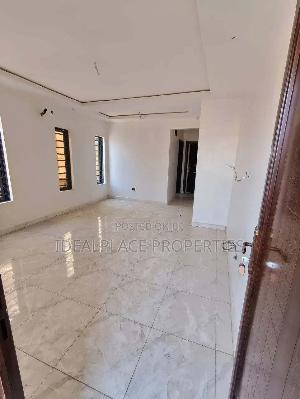 2bdrm Apartment in Soluyi for sale