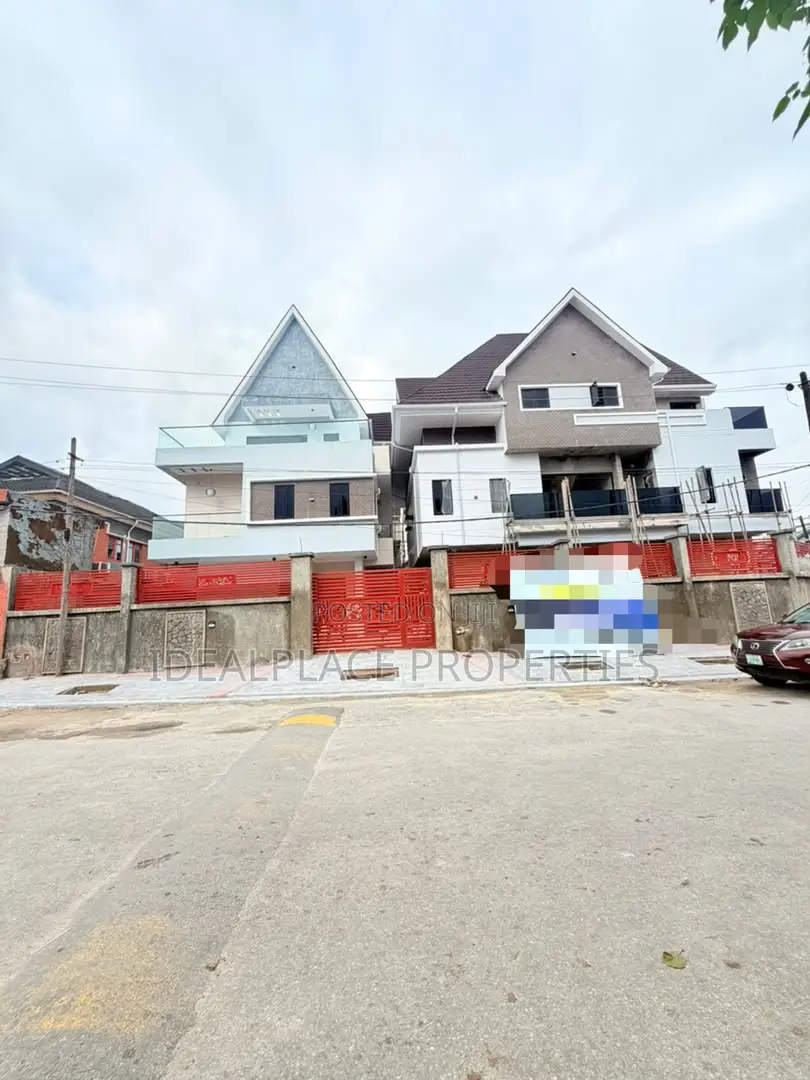 4bdrm Duplex in Phase 2 for sale