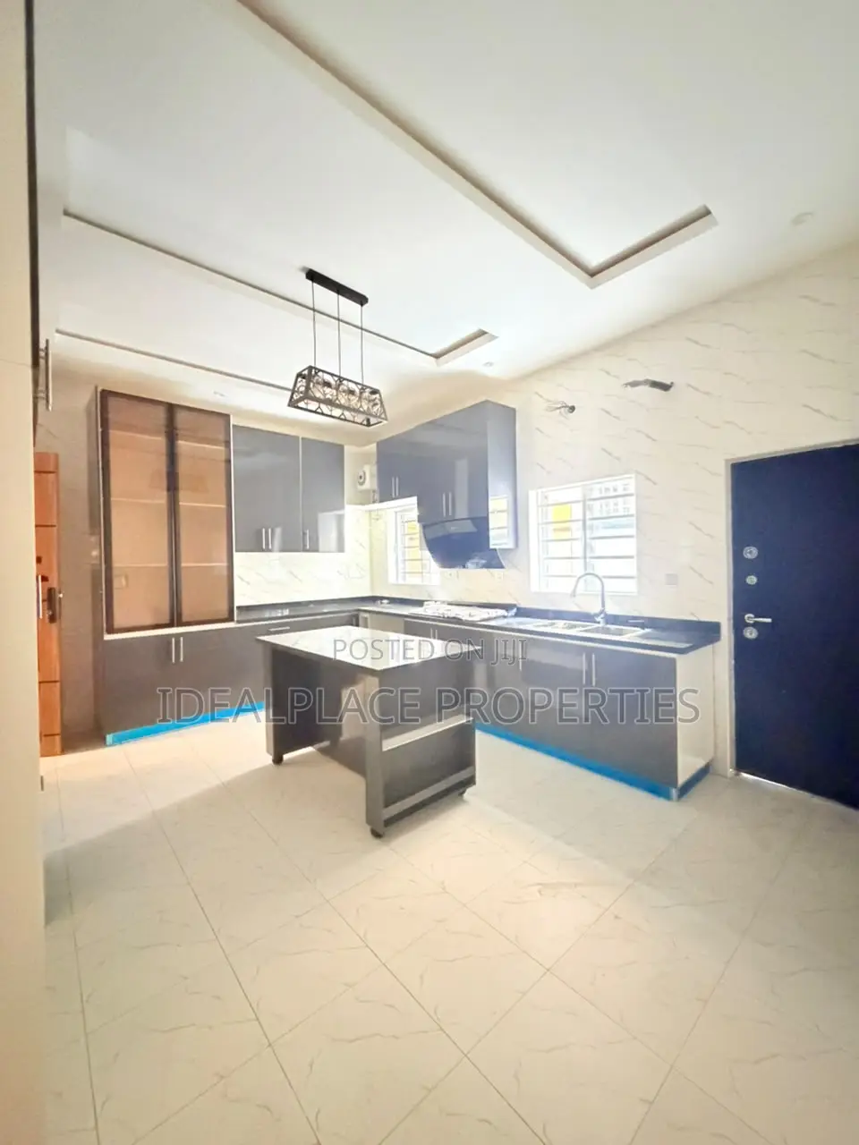 5bdrm Duplex in GRA Phase 2 Shangisha for sale