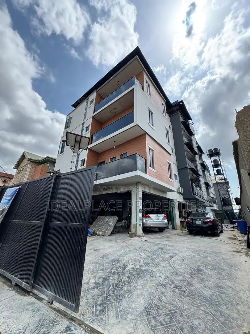 3bdrm Apartment in Akoka for sale