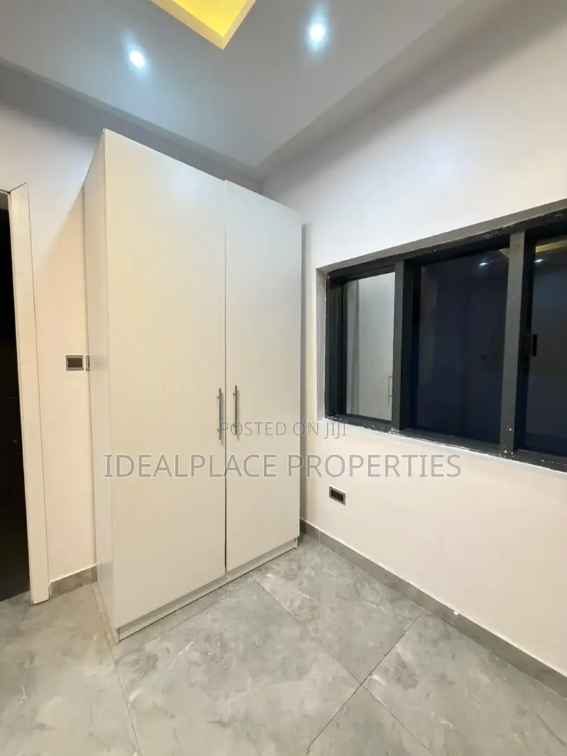 5bdrm Duplex in Ikate for sale