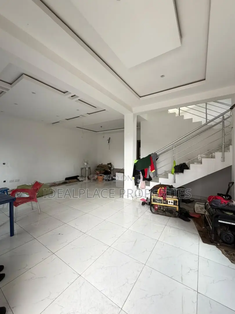 4bdrm Duplex in Osapa london for sale