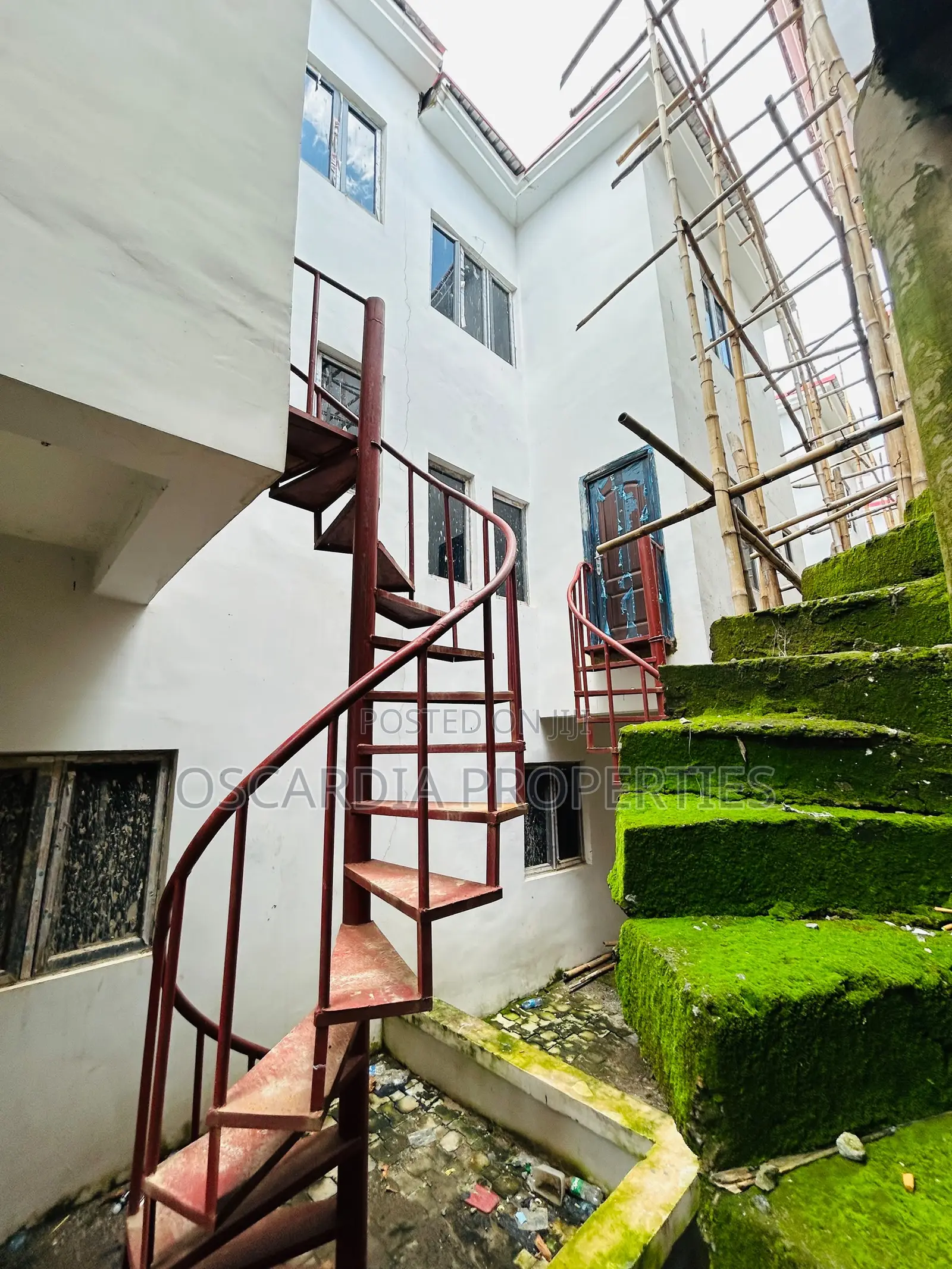 4bdrm Townhouse/Terrace in Kabusa Garden for sale