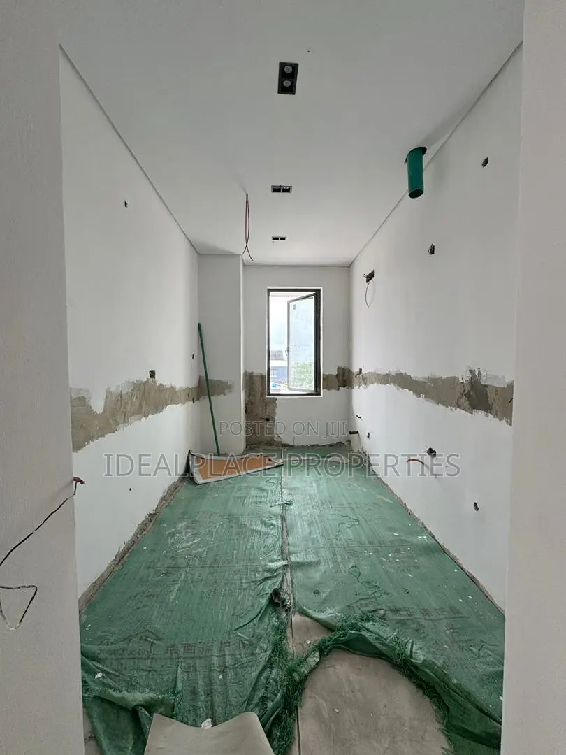 2bdrm Apartment in Victoria Island Extension for sale
