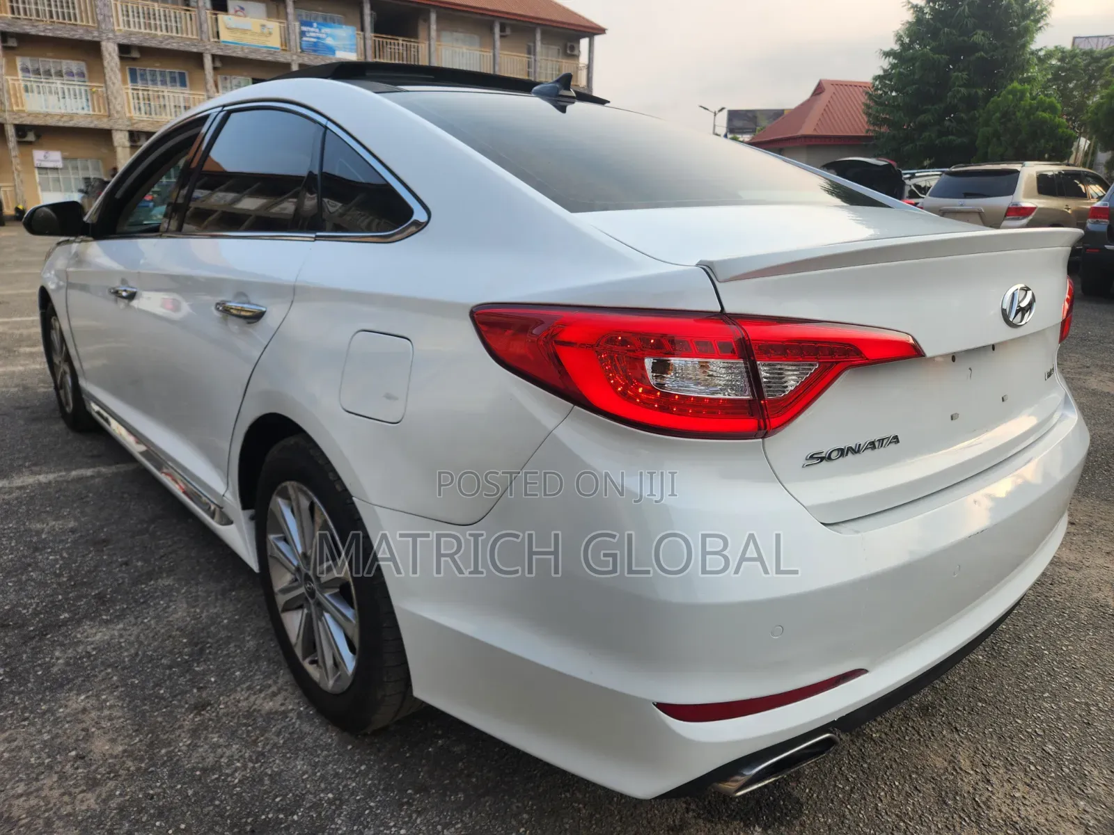 Hyundai Sonata Limited Sedan FWD (2.4L 4cyl 6A) 2016 White