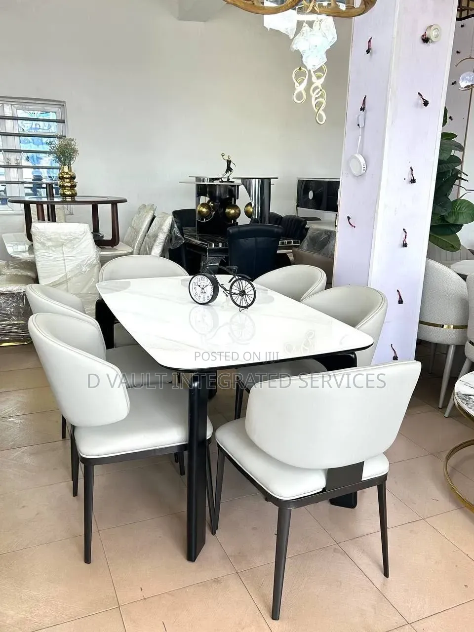 6 Seater Deluxe Marble Dining.