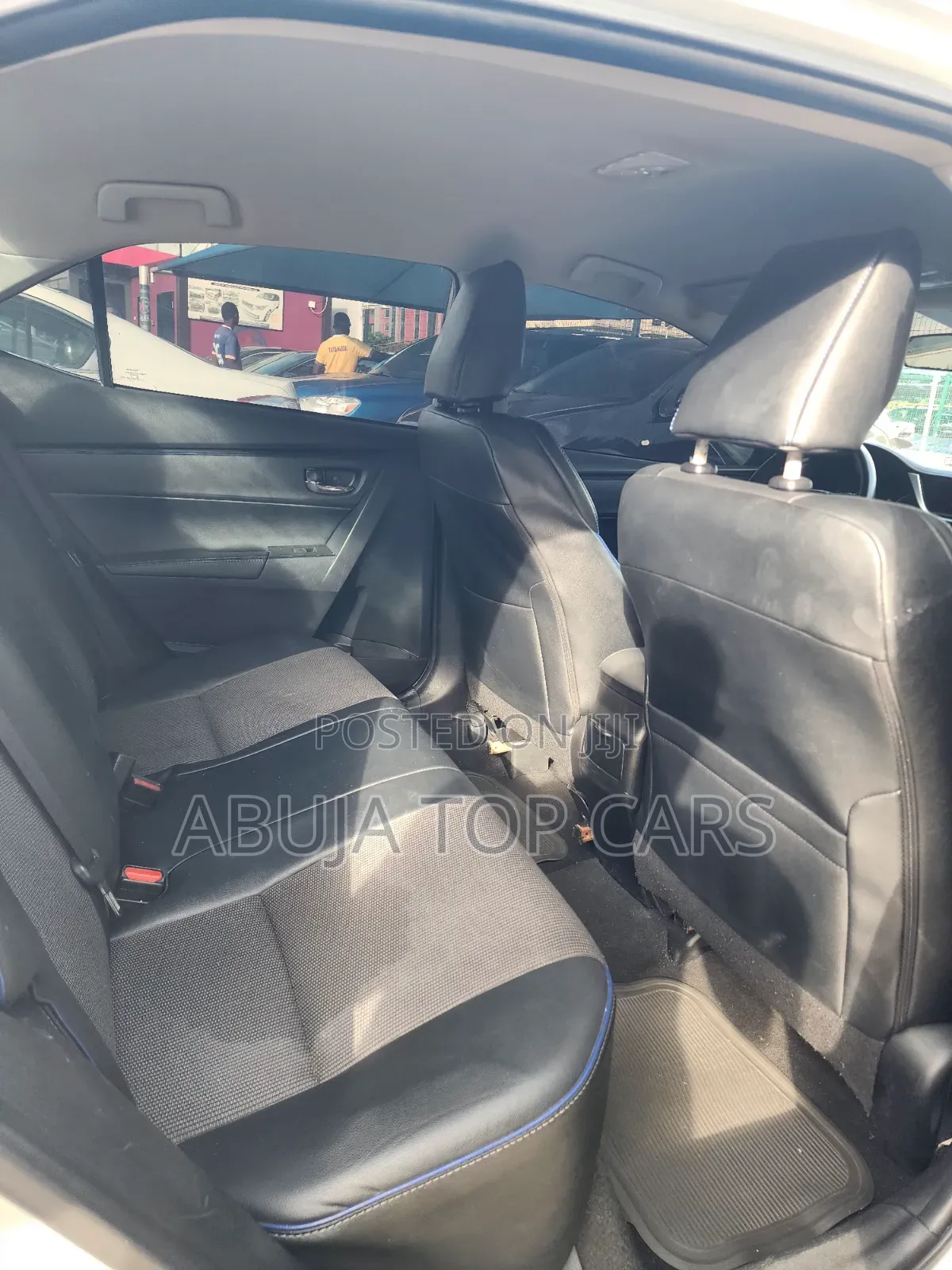 Toyota Corolla SE 4dr Sedan (1.8L 4cyl CVT) 2017 Silver