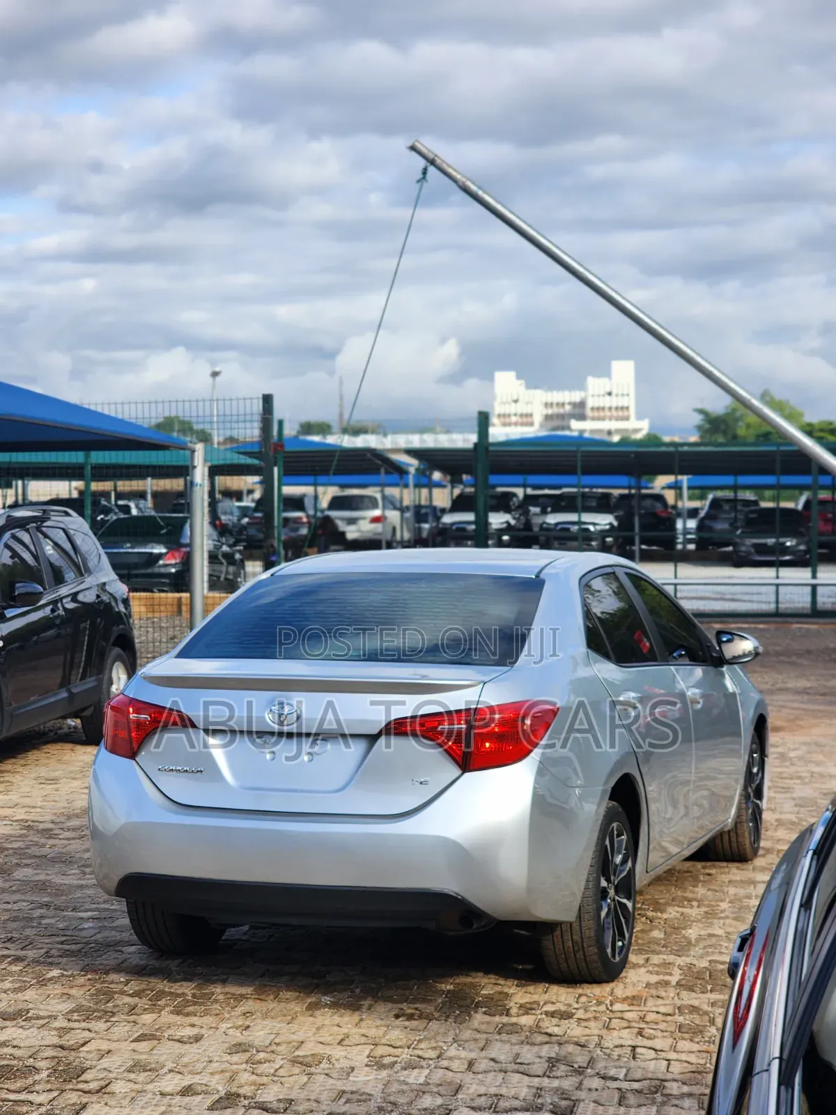 Toyota Corolla SE 4dr Sedan (1.8L 4cyl CVT) 2017 Silver